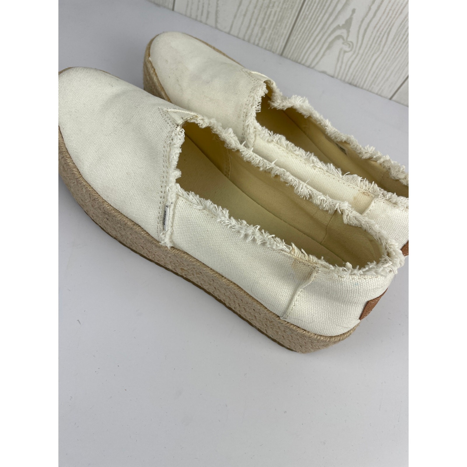 TOMS Valencia White Canvas Platform Espadrille Slip On Shoes Womens Size 8
