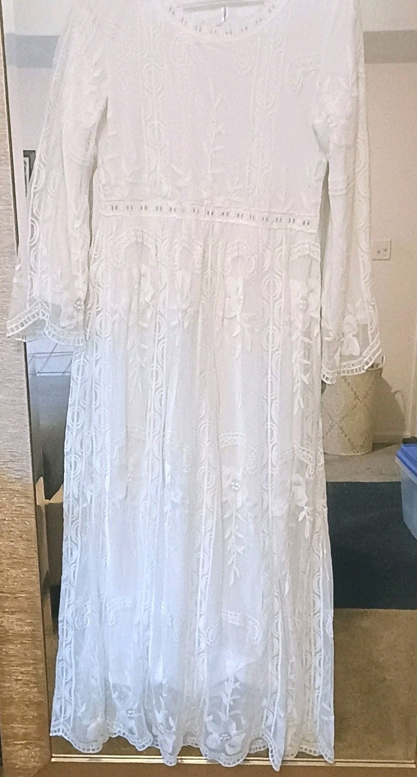 Lace cotton/ poly wedding dress long sleeve. Sz S
