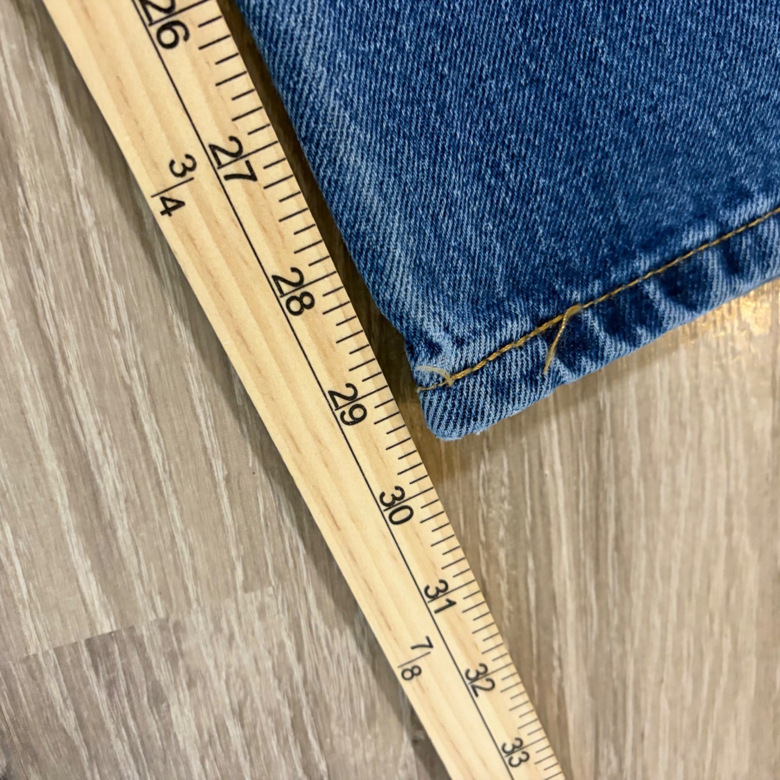 Levis 550 Relaxed Fit Blue Denim Jeans Men 34×32 (32×30) Medium Wash 100% Cotton