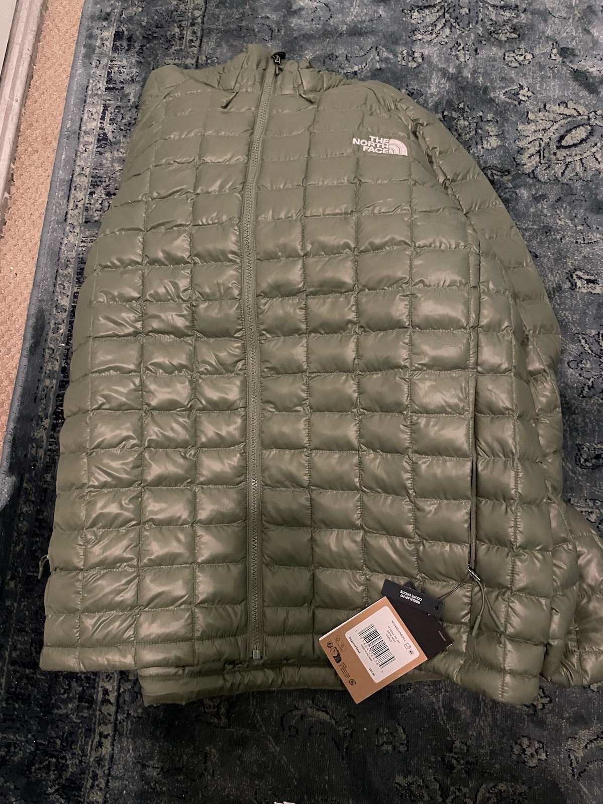 The North Face ThermoBall Men’s Hooded Full Zip Puffer Jacket Size L Green