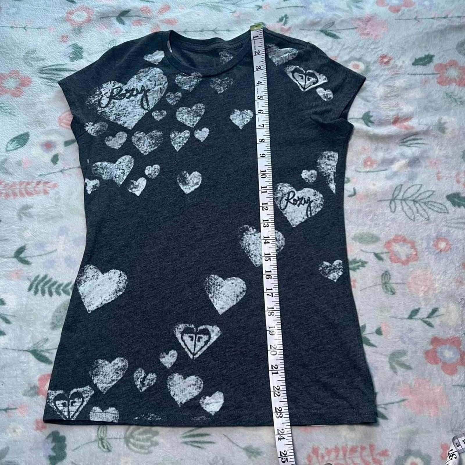 Vintage Y2K Roxy Baby Tee S – McBling Surfer Heart Logo Mall Grunge 2000s Retro