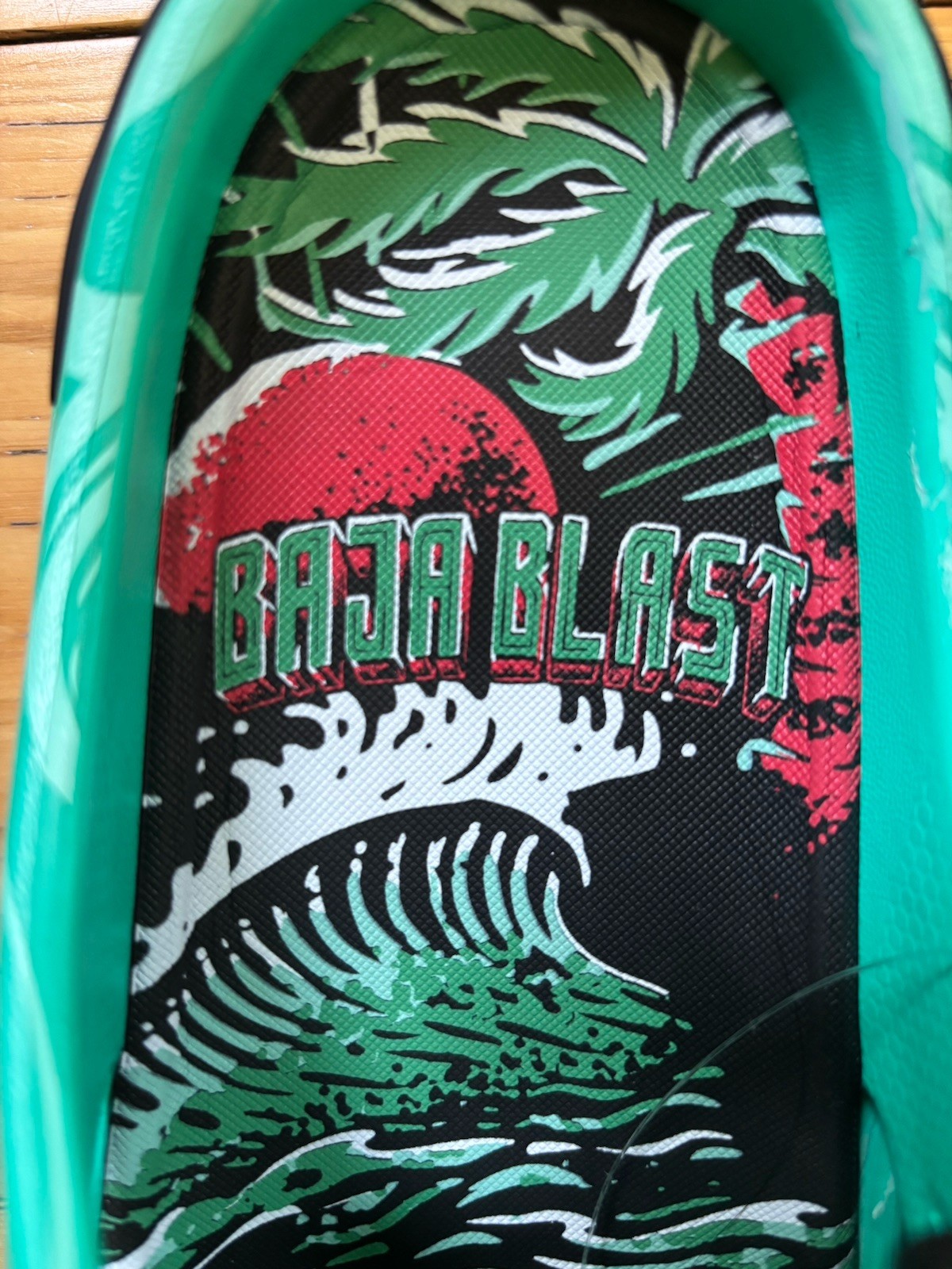 Mountain Dew Baja Blast Slides Sandals Men’s 7 NWT Teal With Logo