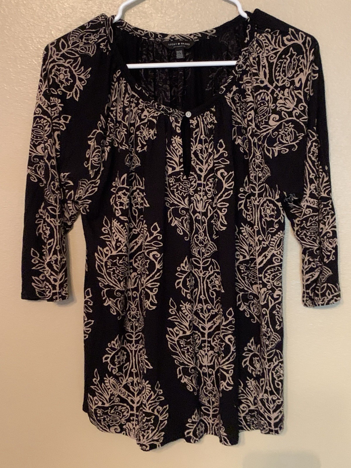 Lucky Brand Black And Tan Knit Boho Top Size 1X Casual