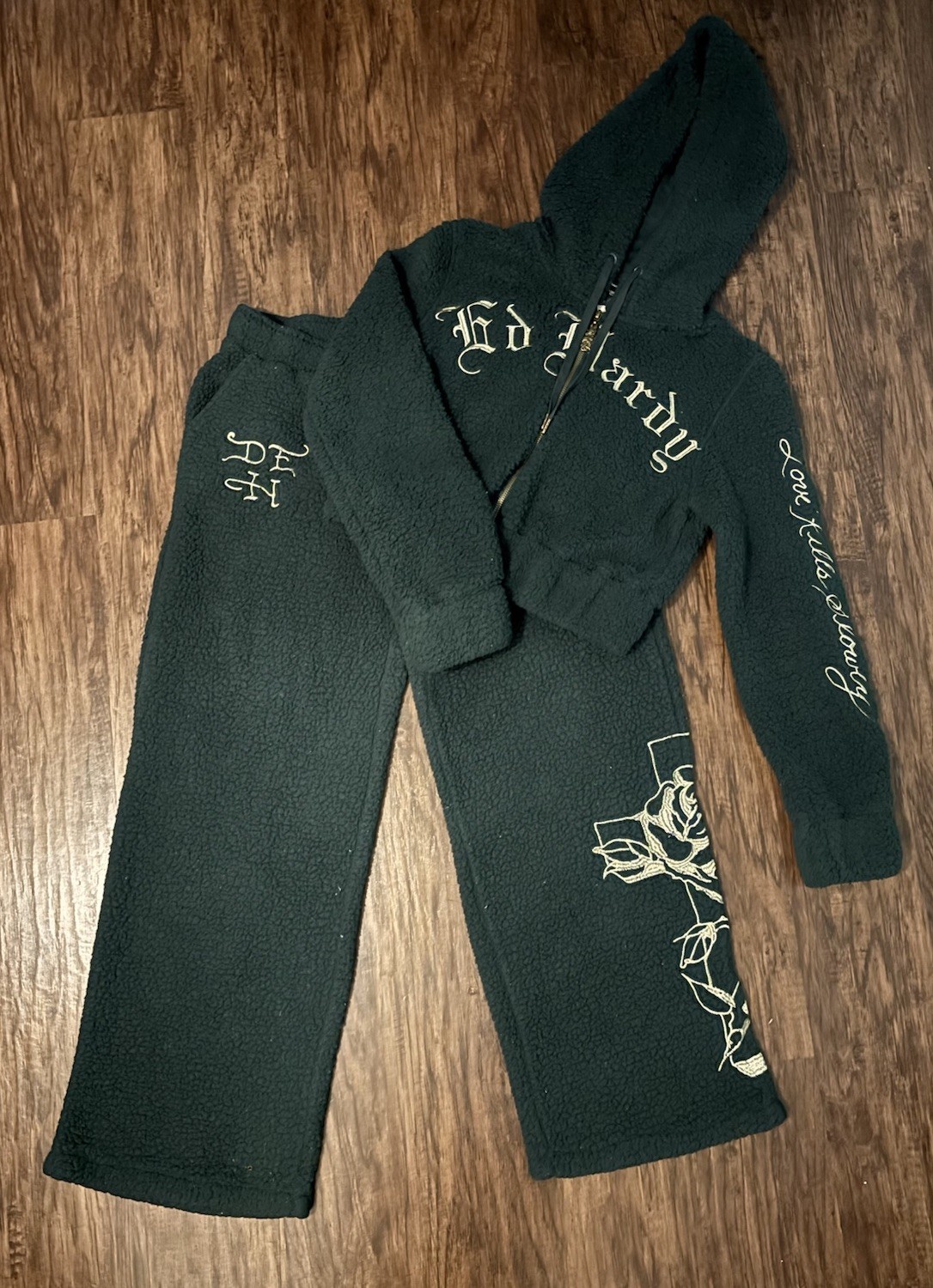 Ed Hardy Women’s Black 2pc Fleece Zip Hoodie & Pants Set Rose Graphic S