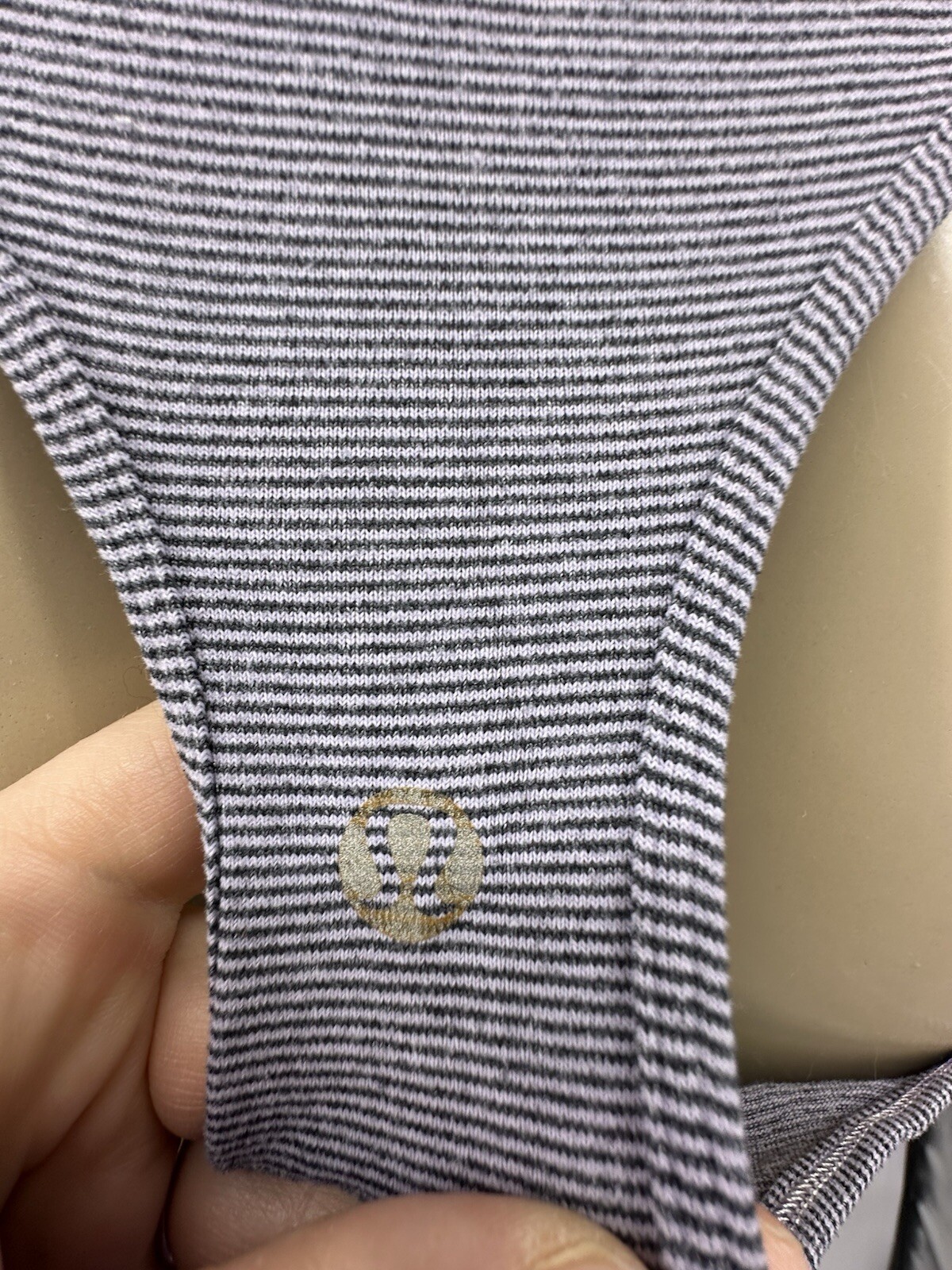 Lululemon XS ? Women Pullover Striped Racerback Tank Top 21-22