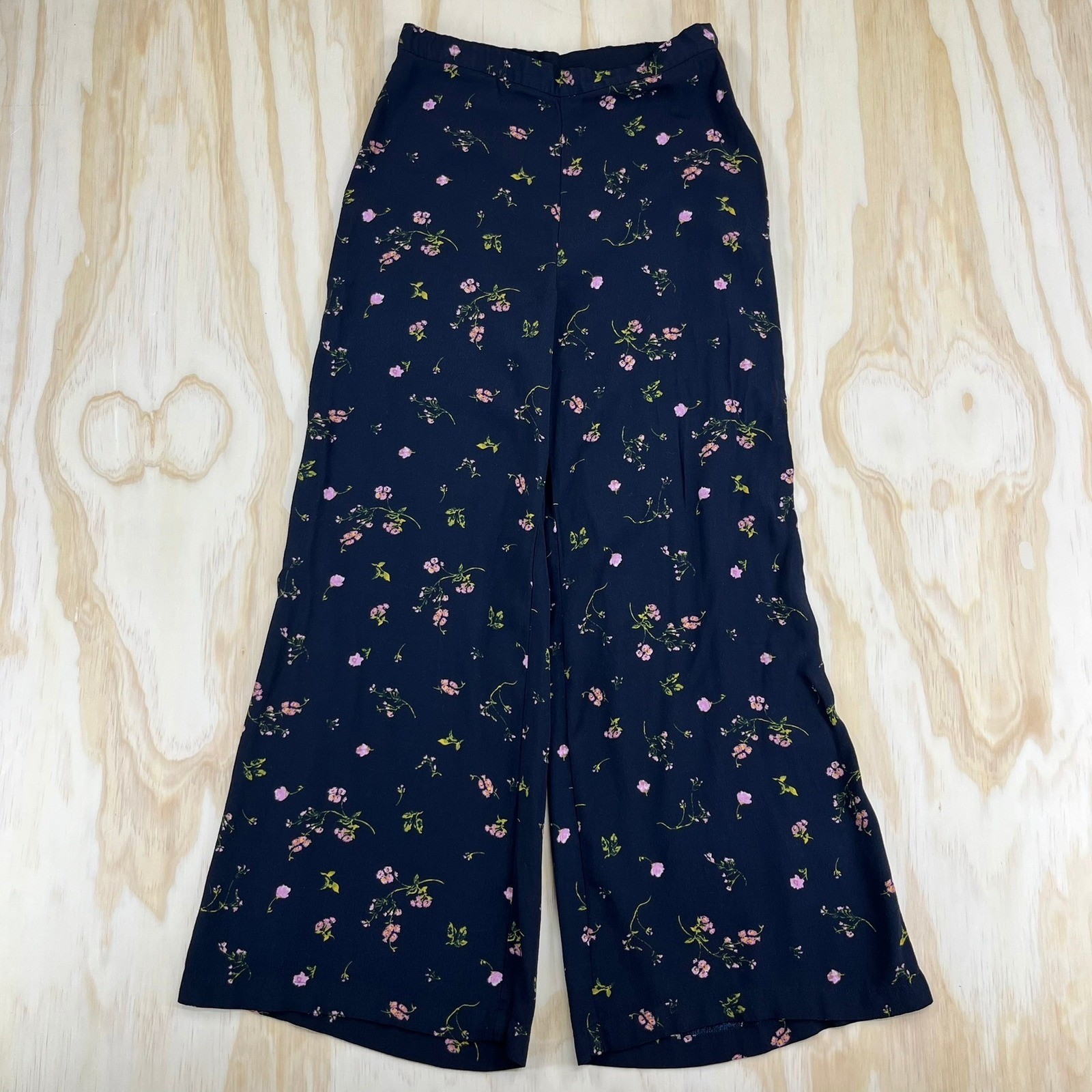 Wilfred Aritzia Navy Blue Floral Wide Leg Pants High Rise Women’s Size S