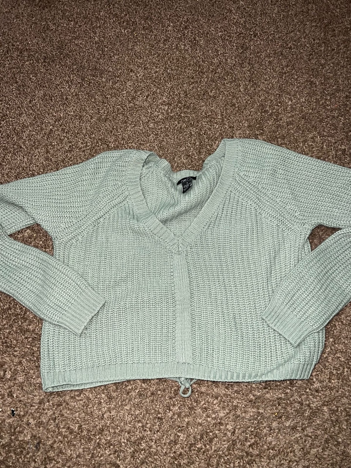 rue21 Sage Green V-Neck Cable Knit Cropped Sweater