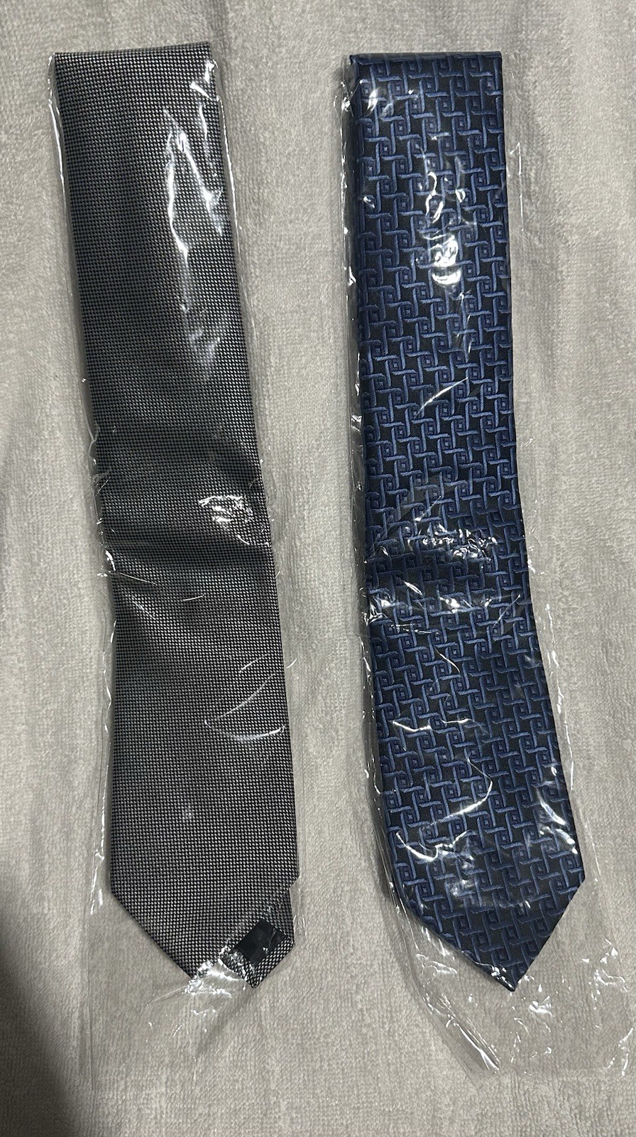 WeiShang Necktie Brand New In Package 2 ties