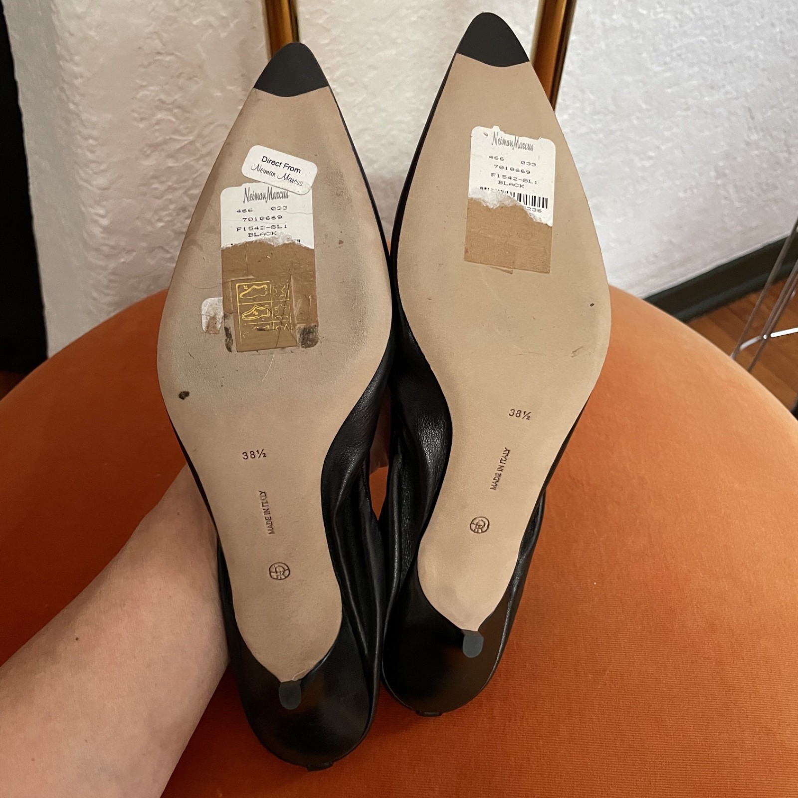 THE ROW: “LIISA SOFT LEATHER” BLACK HEELS – A PERFECT CLASSIC & NWT’S!!!! US8.5