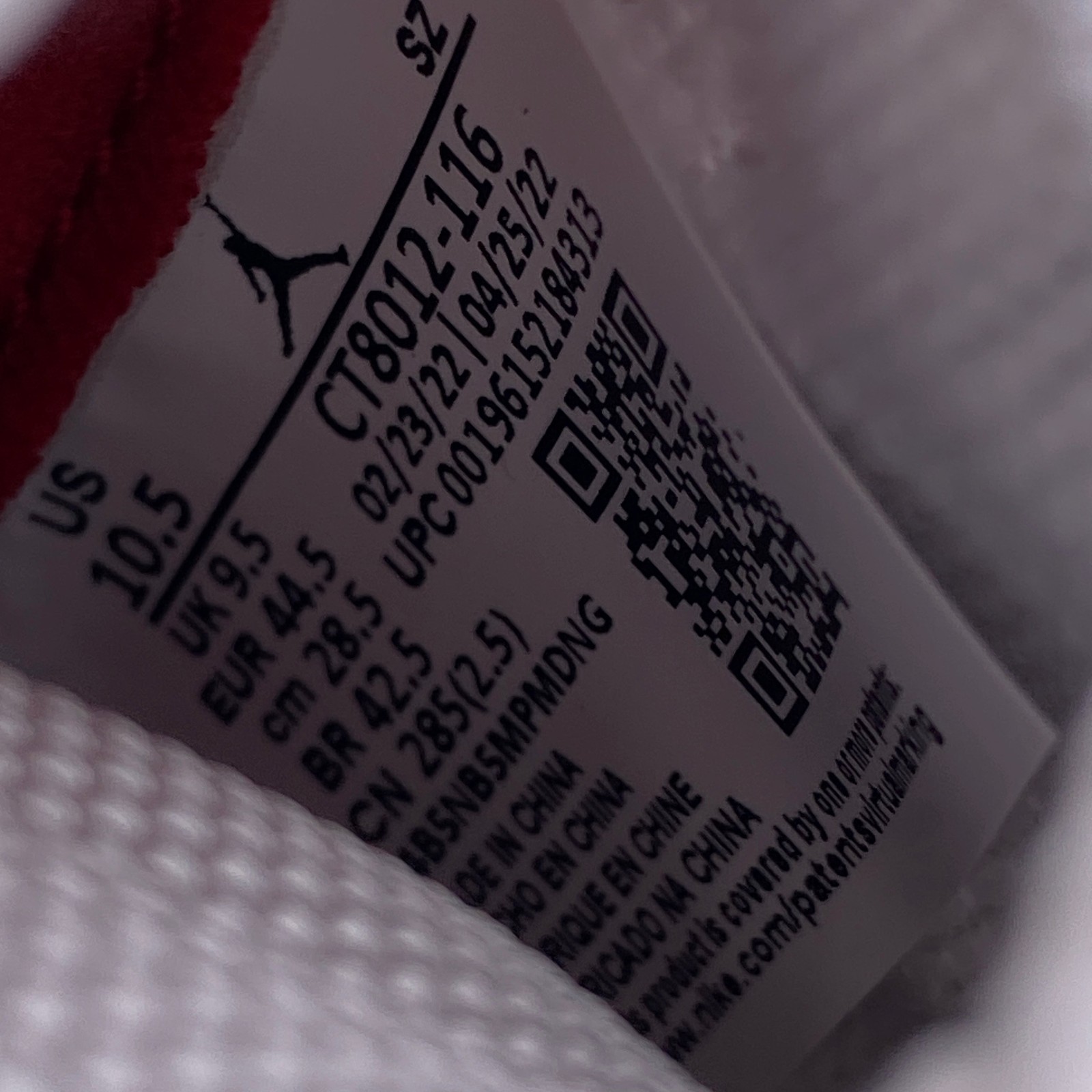 Air Jordan 11 Retro “CHERRY” 2022 – Size 10.5 – ct8012 116 (15050-4)