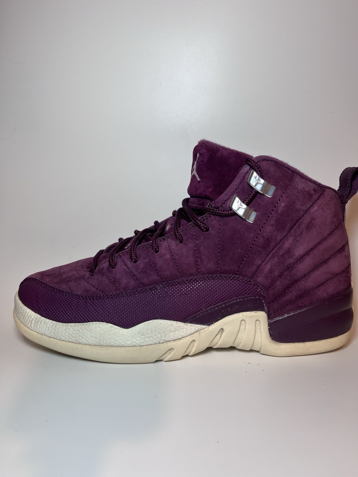 JORDAN RETRO 12 BORDEAUX SIZE 7Y 153265-617