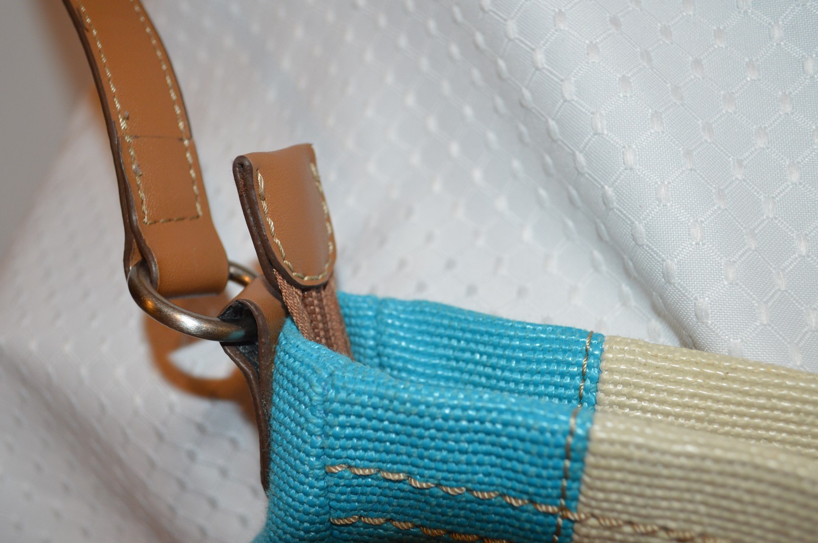 Relic Turquoise and White Lined Woven Handbag Zippered Purse NEAR PERFECT!