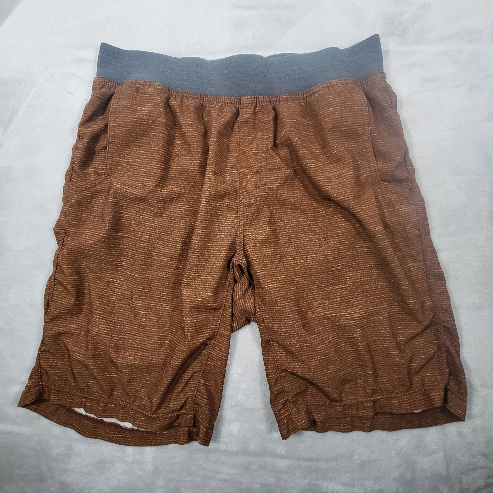 prAna Super Mojo II Shorts Mens Small Brown 8″ Inseam Yoga Athletic Fits 28″-30″