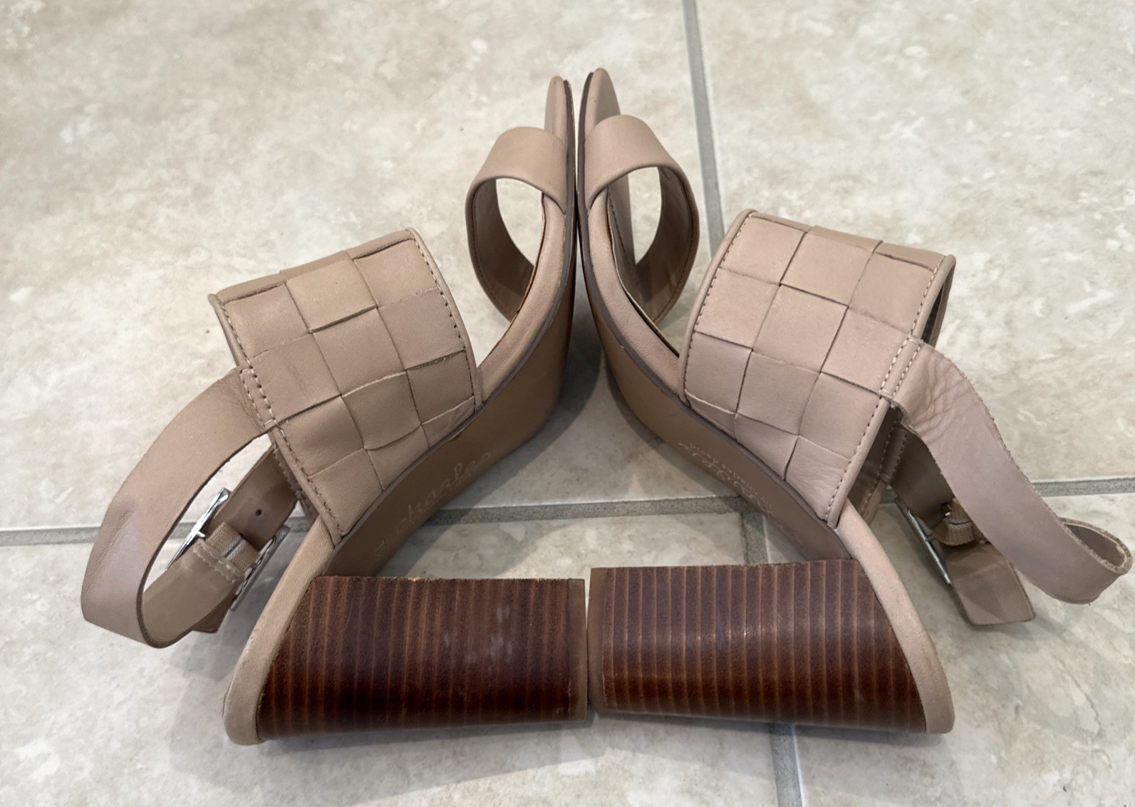 Charles By Charles David Leather Maison Beige Nude Sandle Block Heels Size 7.5M