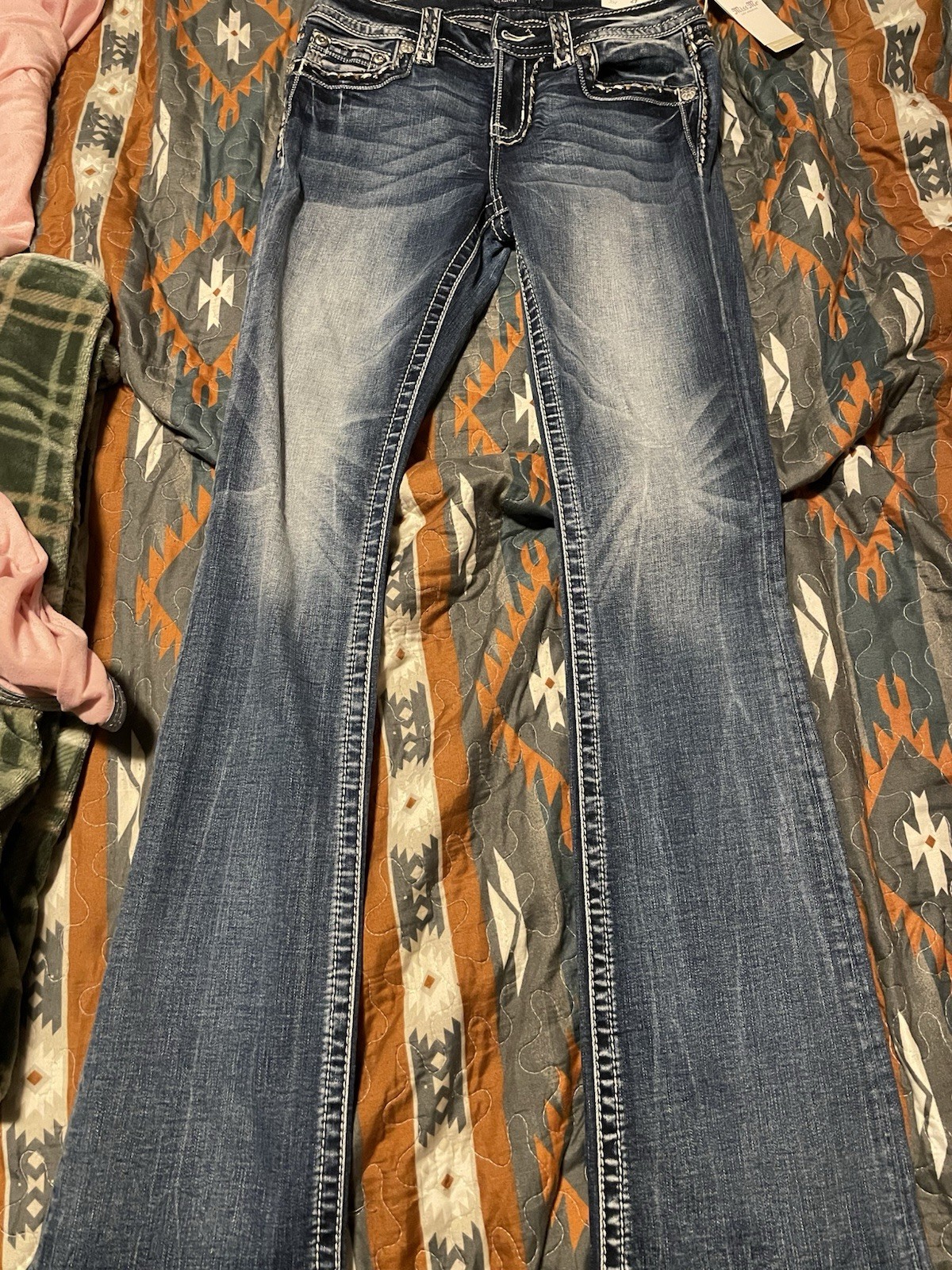 Miss Me Jeans Womens 27X34 Embroidered Bling Mid Rise Boot Cut Western