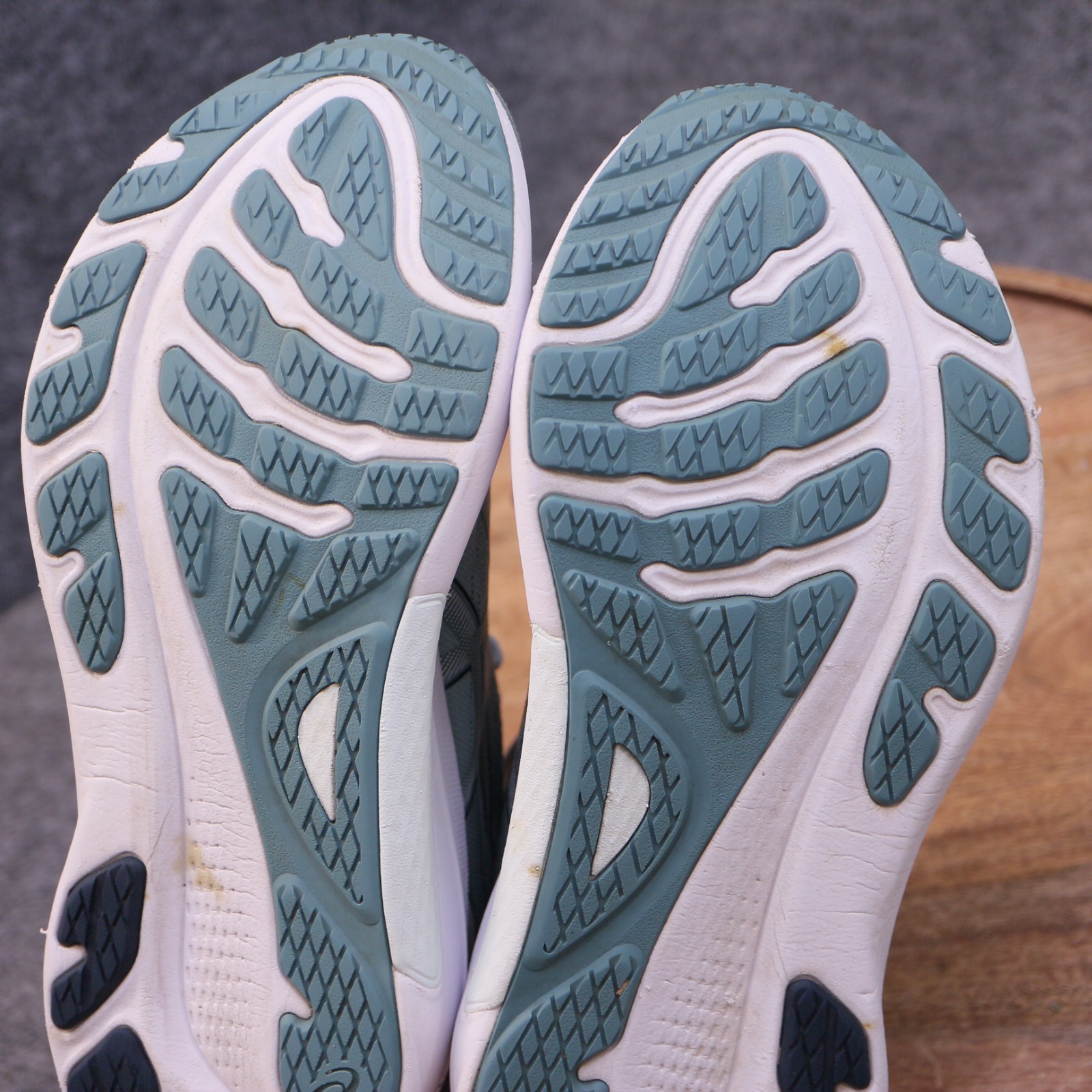 ASICS Gel Kayano 30 Womens Size 8.5 US Mint Tint Pale Running Shoes 1012B357