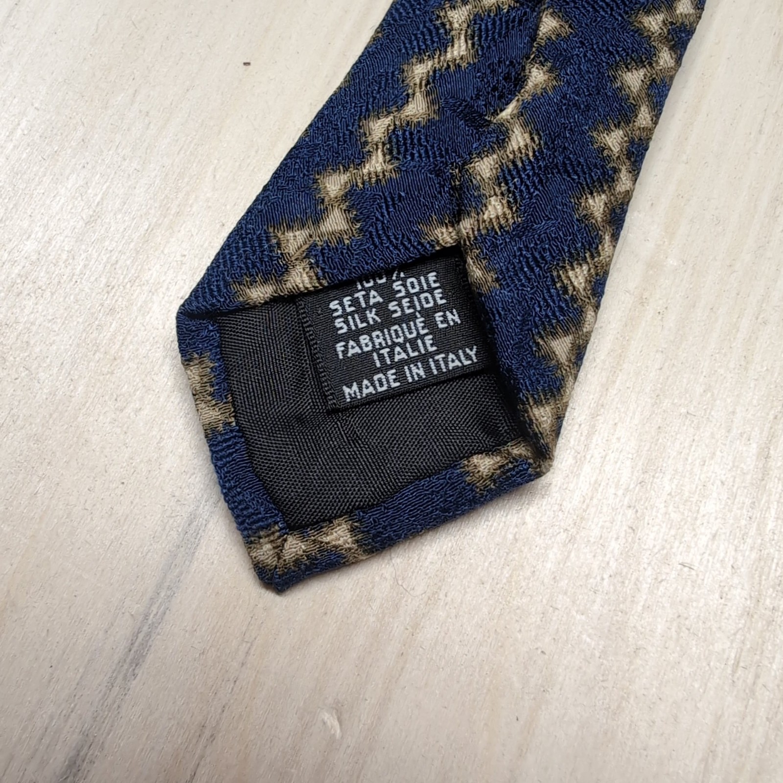 Vintage Men’s Hugo Boss 3”x59” Dark Blue & Orange, 2000-2009 Made in Italy