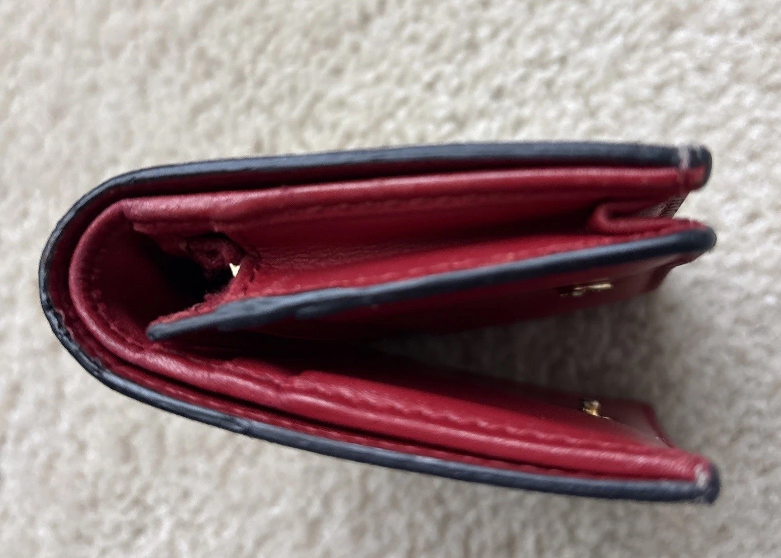Gucci GG Supreme Monogram Blooms Blue wallet, Excellent condition!!!