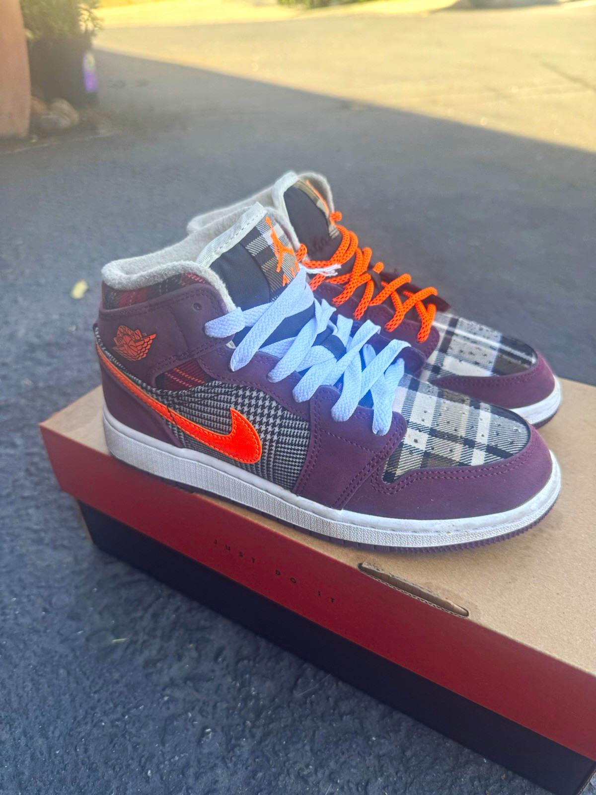 Jordan Air Jordan 1 Mid GS Plaid Burgundy/Gray/Orange Leather Mid Top 3.5