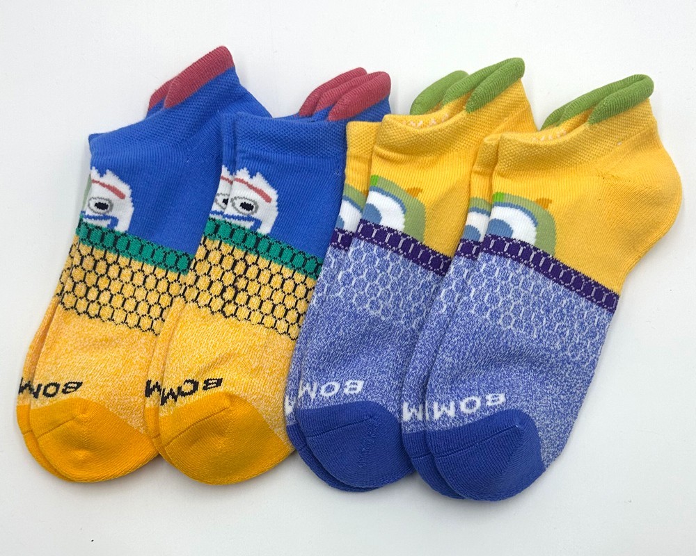 4 pairs Bombas Women’s athletic Ankle Socks Honeycomb Size Med 2 Colors Mix