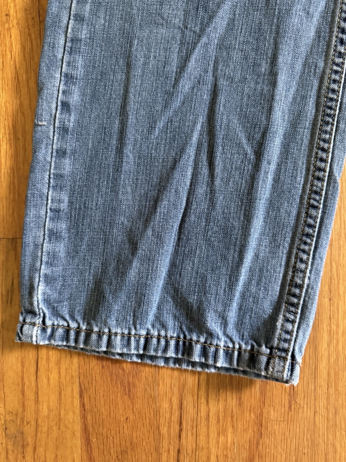 Levi’s 505 Men’s 30×32 Straight Fit Blue Medium Wash Cotton Denim Jeans Mid Rise