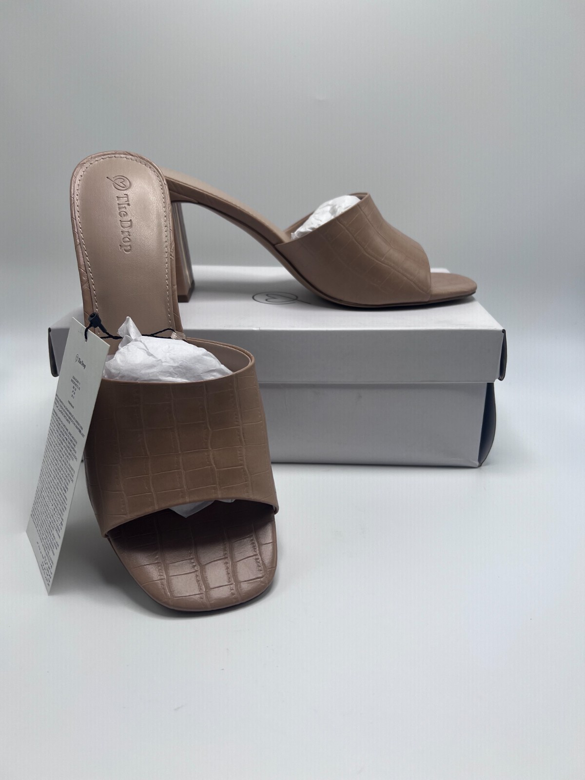 The Drop Pattie Women’s Heeled Mules Natural Embossed Croc Size 11 Shoes