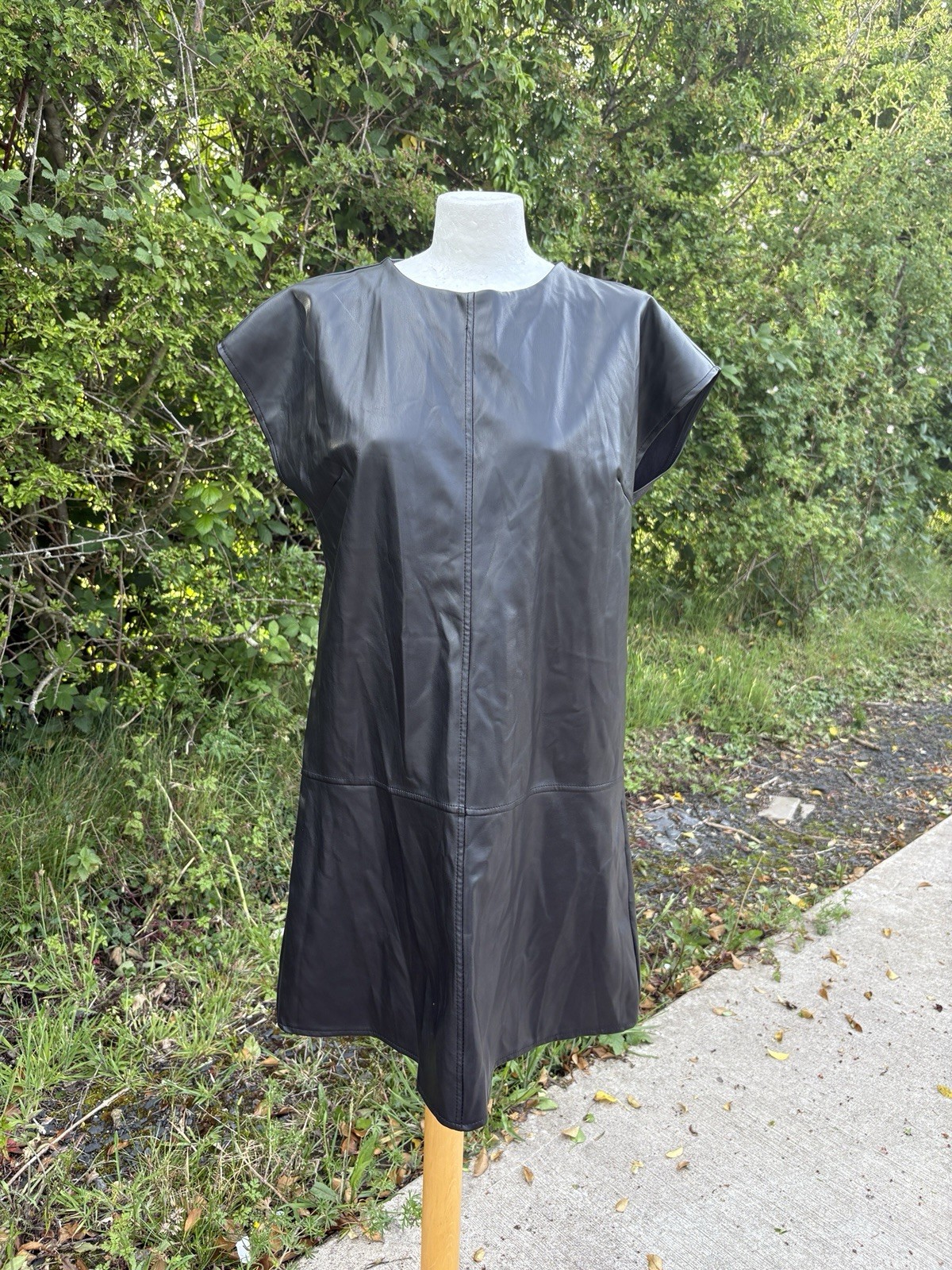Claudia Collezioni black PU shift dress size xl Very Good Condition