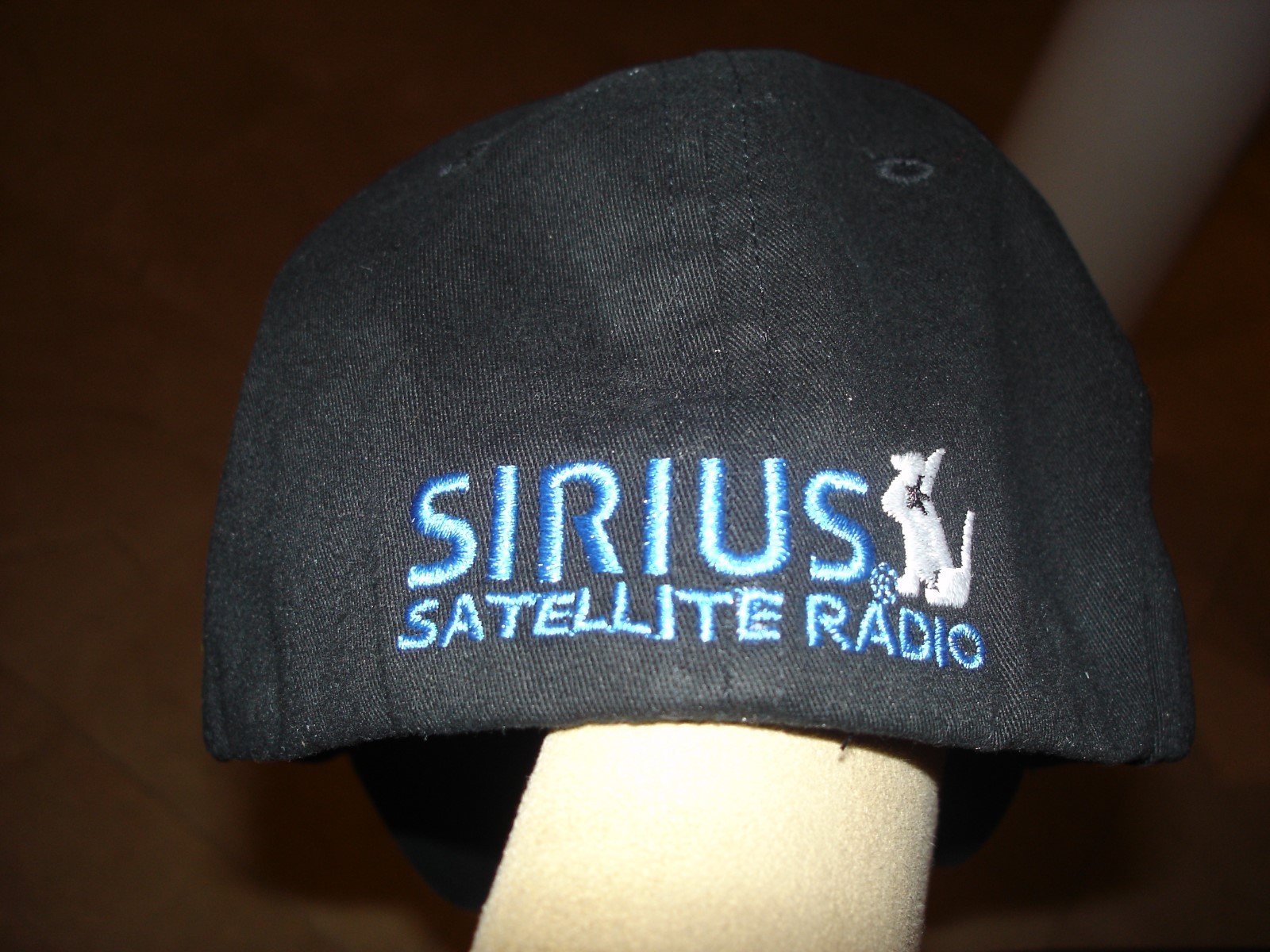 Howard Stern FIST CAP HAT Sirius Keychain Logo – NEW Sirius Radio collectable