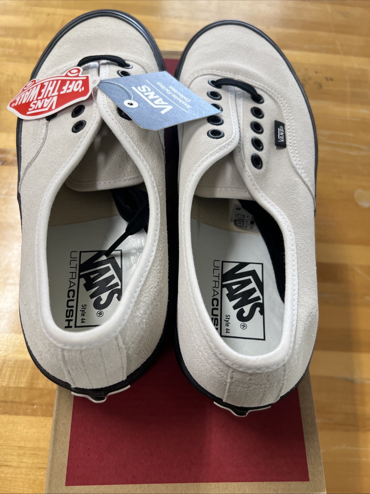 VANS Authentic 44 DX Anaheim Factory OG White Canvas Mens Size 9 Suede NEW