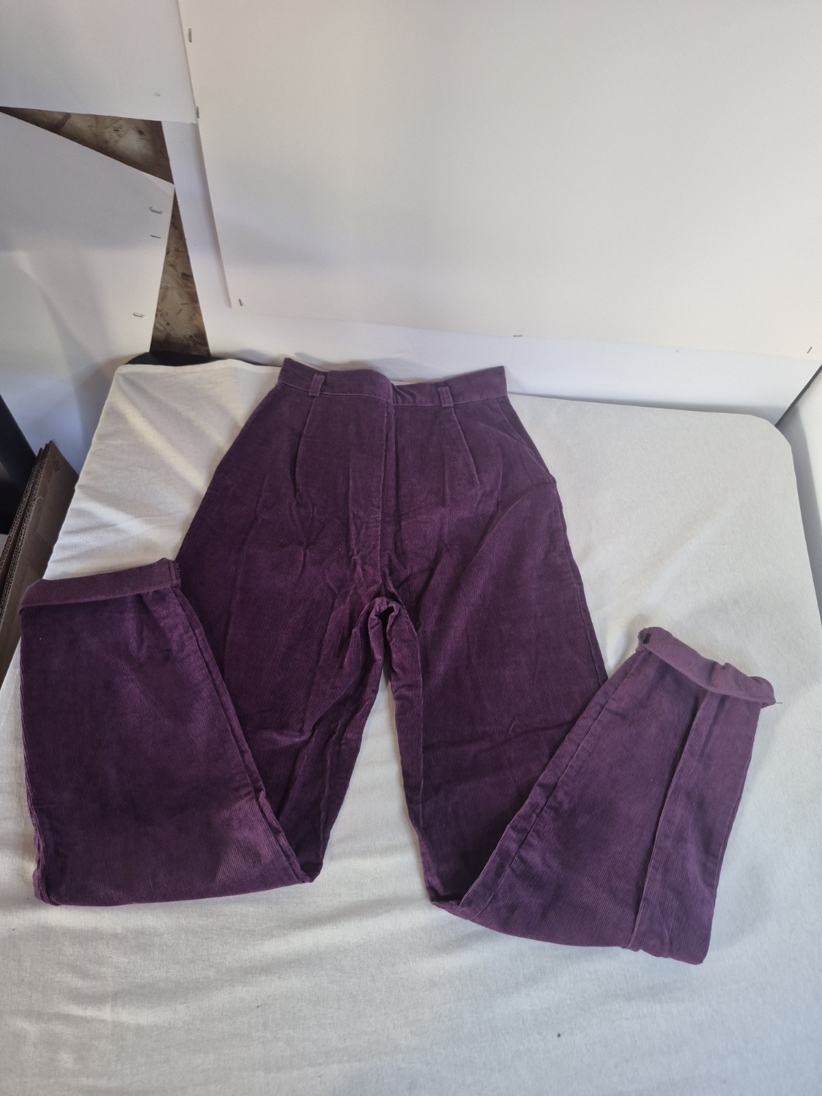 Womens No Size 24″ Waist Purple Cuffed High Waist Statement Pants Bottoms…