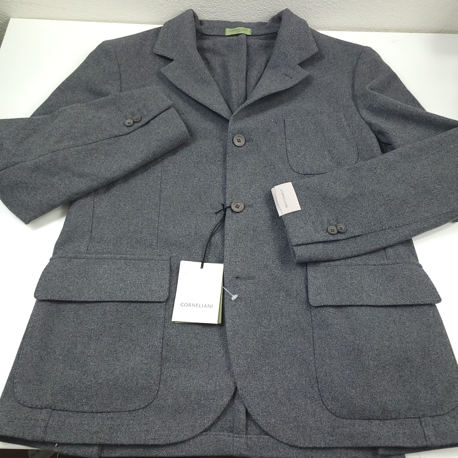 Corneliani Weekender Jacket Size (Italy 52R) US 42R Cashmere Slim Fit Gray Mens