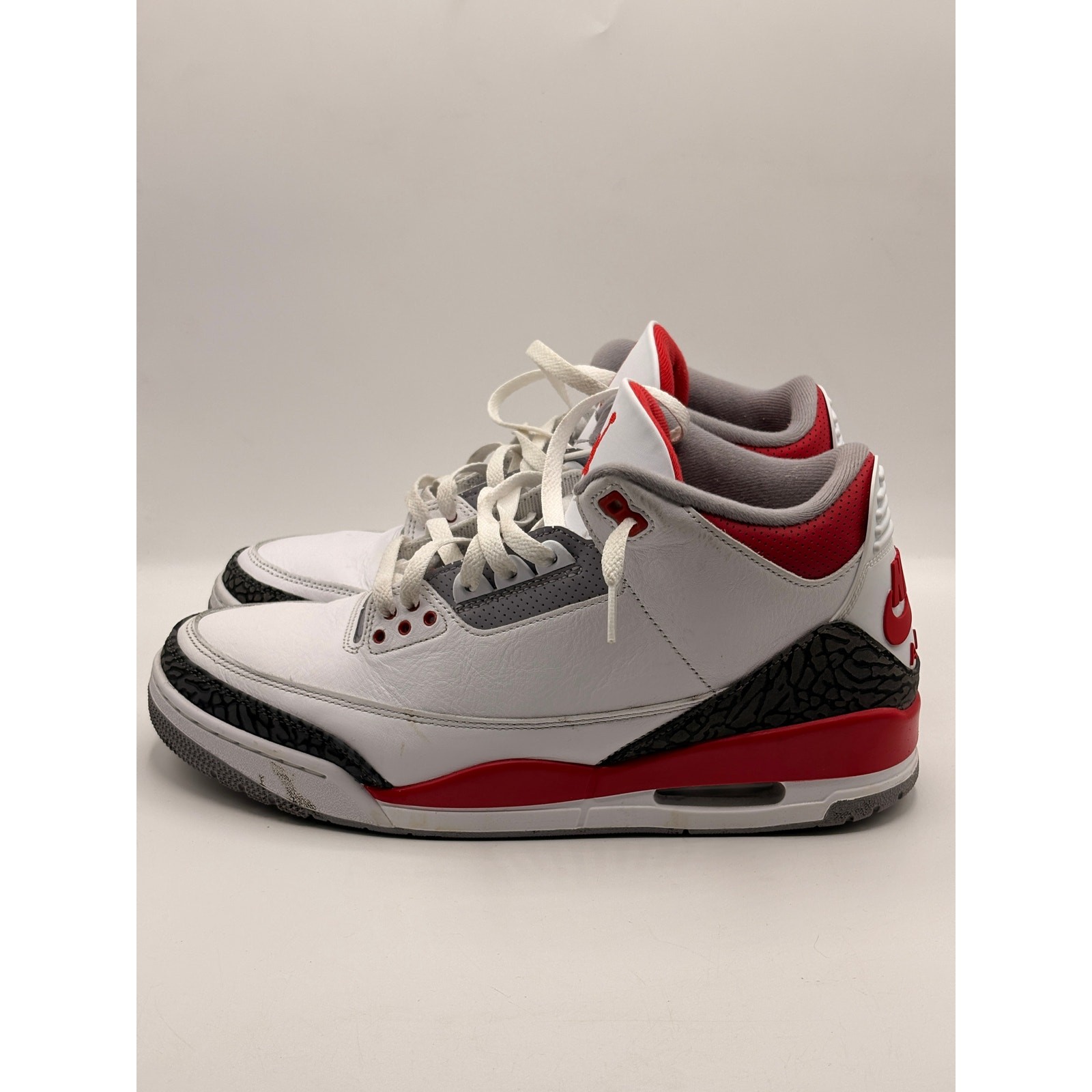 NIKE AIR JORDAN 3 Retro Fire Red Gray Cement White DN3707-160