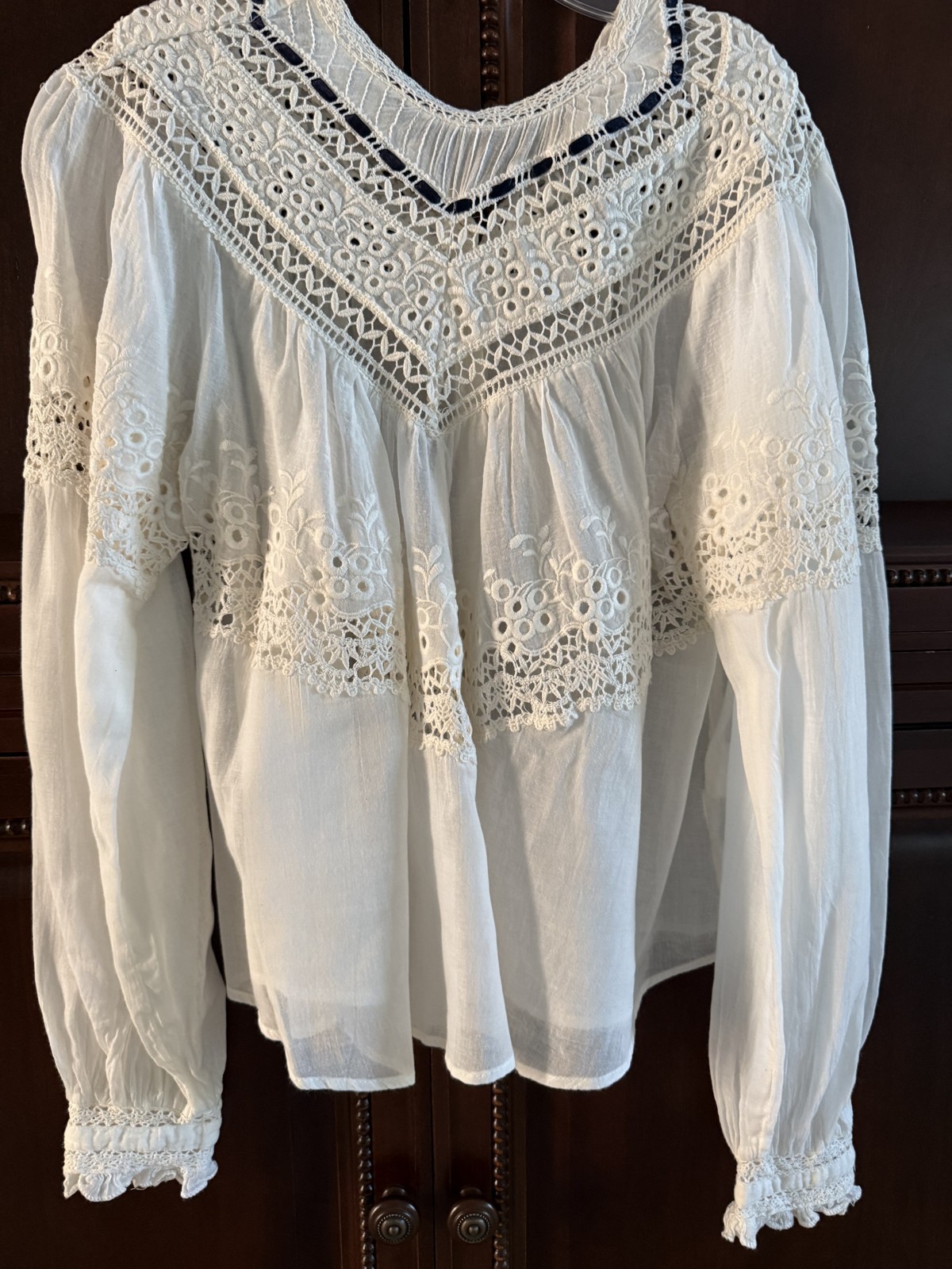 Free People XS Ivory Embroidered Lace Peasant Blouse Boho Top