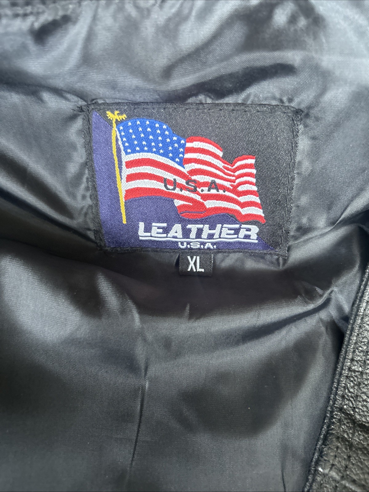 Leather Snap Button vest Mens Size Large XL Made in USA Motorcycle Moto NEW TAGS