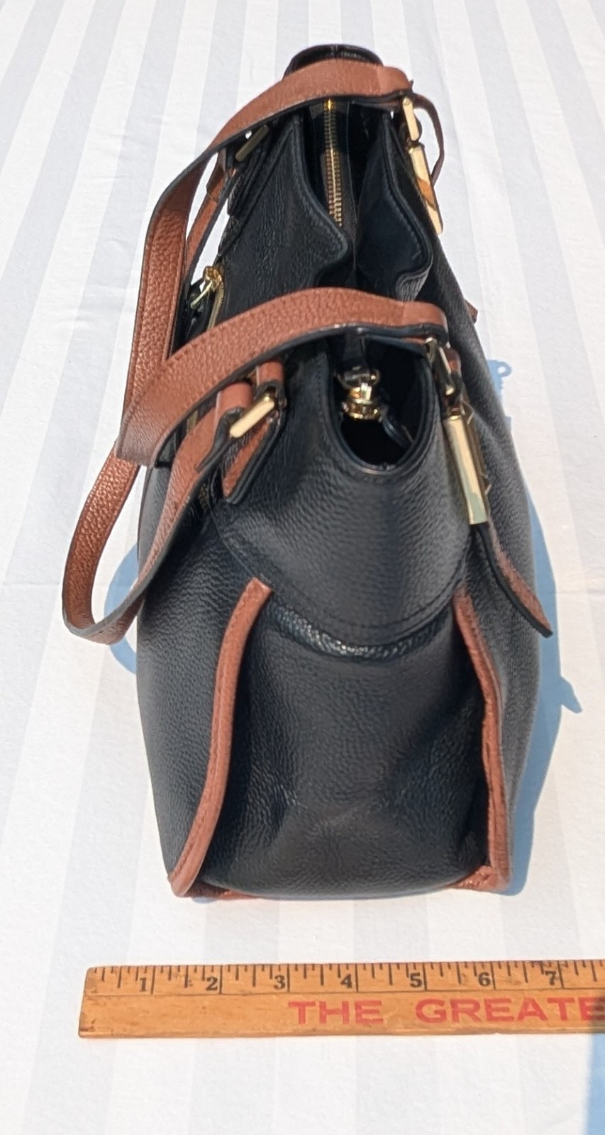 Zooler Black Brown Pebbled Tote Zip Gold Hardware Pockets Lined Bag Charm