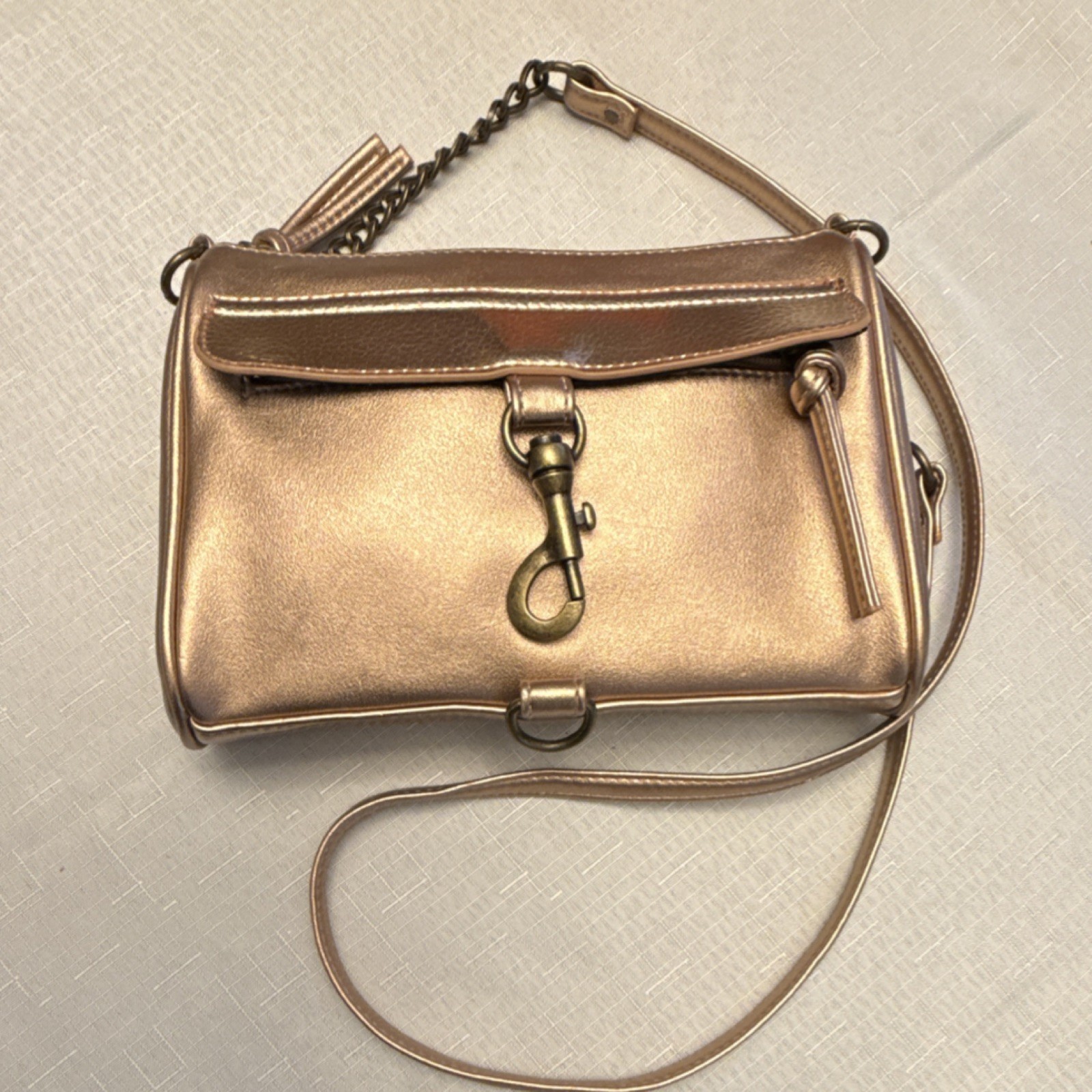 Champagne Gold Metallic Shoulder Bag with Chain Strap and Zipper