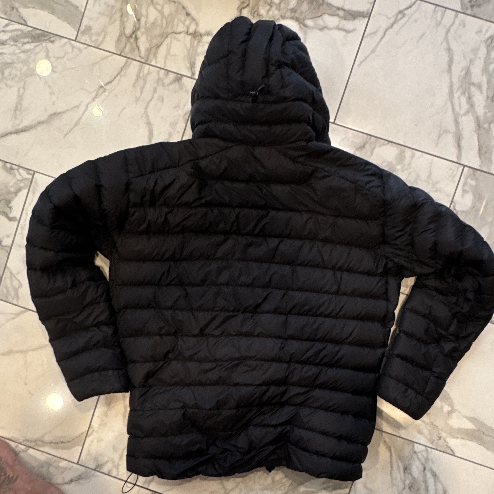 Arc’teryx Cerium LT Men’s Down Puffer Jacket Hooded Zip Black XL unworn