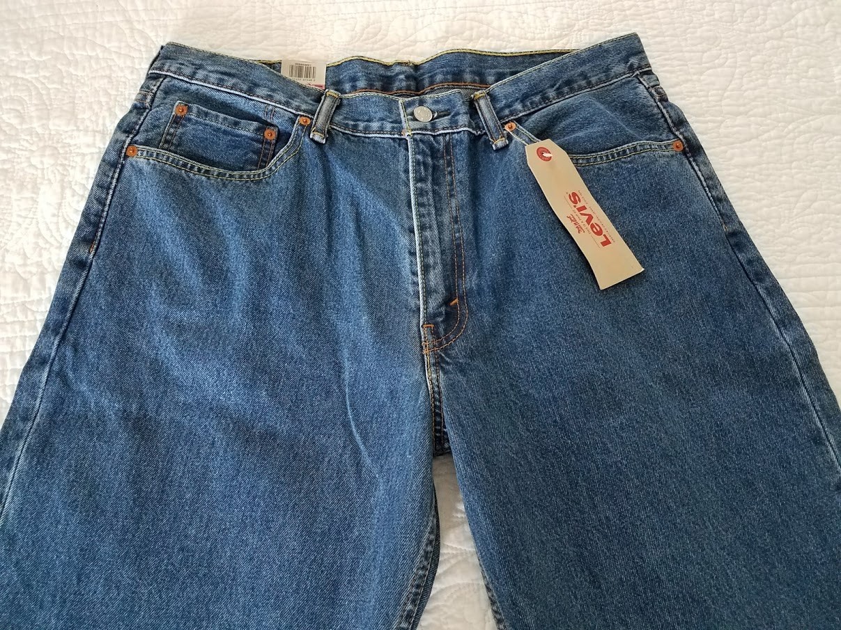 NEW Men’s Levis 550 Relaxed Jeans 005504891 Med Blue Many Sizes Available