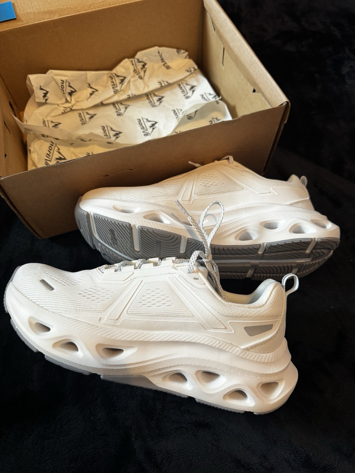 Nortiv 10 woman White Lace-Up Low Top Athletic Sneakers SNWS247W