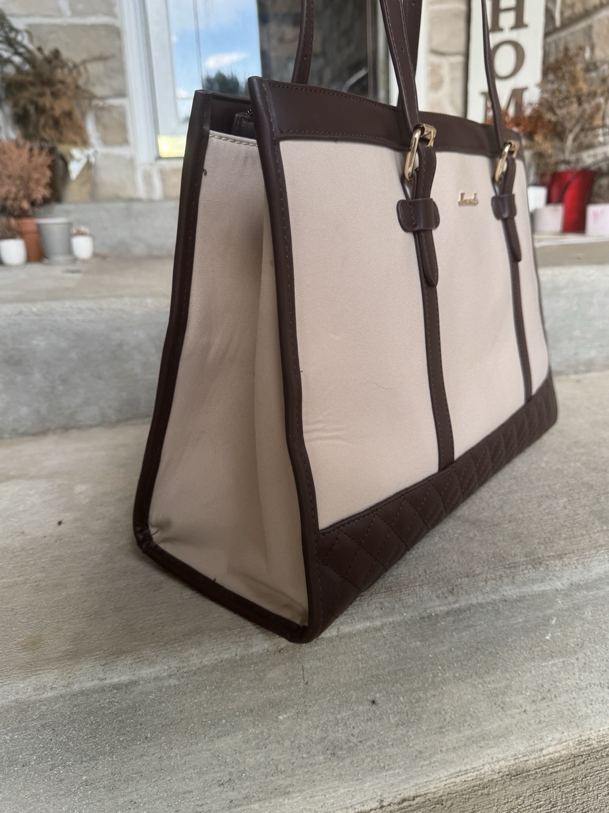 Lacoste Beige Brown Colorblock Zip Tote Bag Lined Inner Pockets Bottom Studs