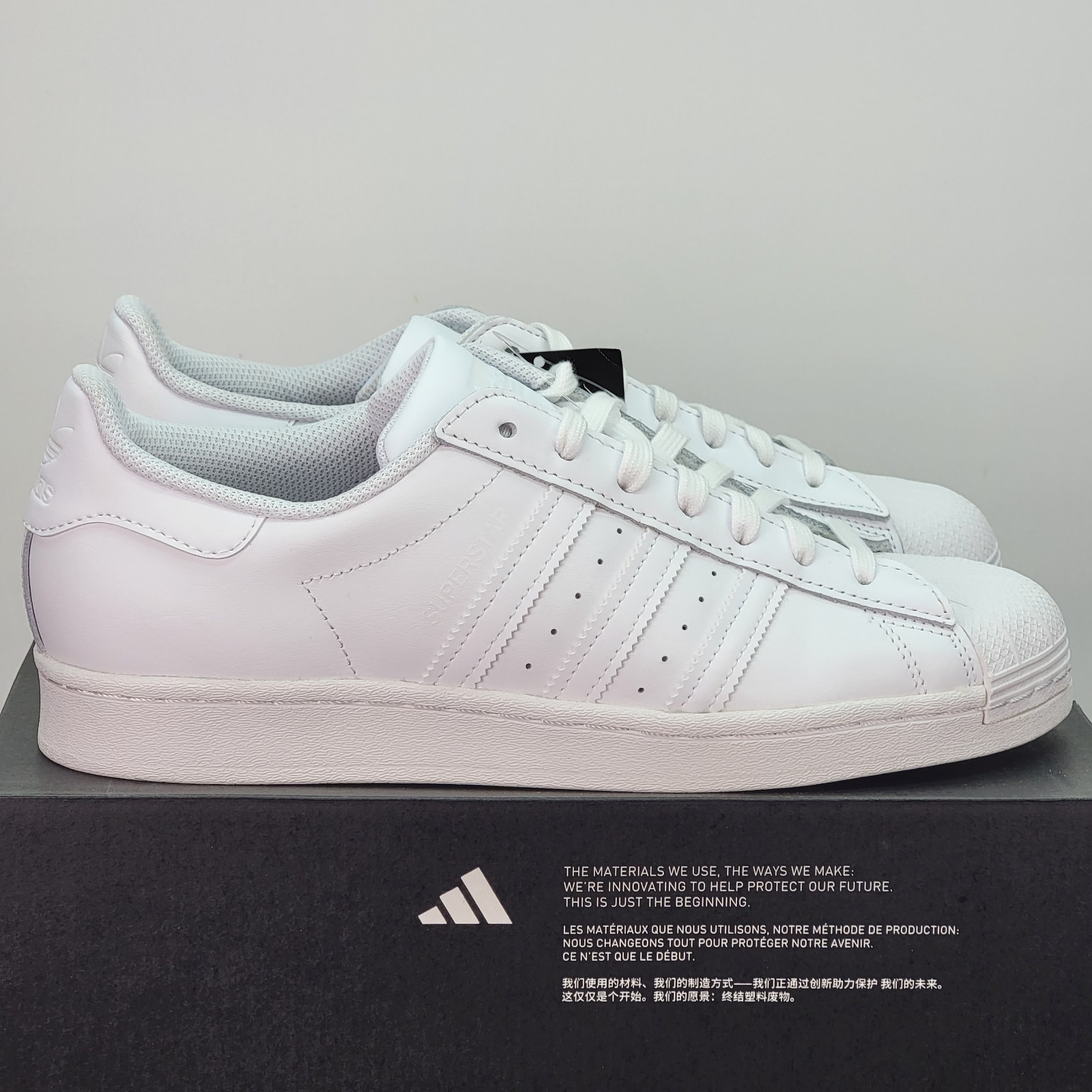 Adidas Superstar Men’s Size 9 Athletic Running Shoes White Casual Sneakers
