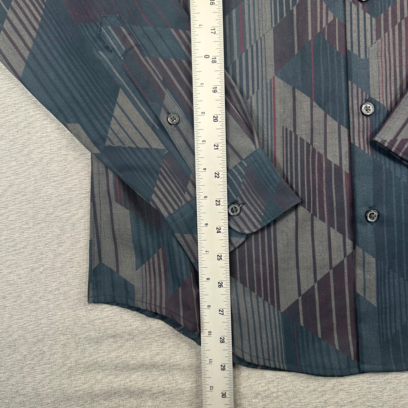 NEW Perry Ellis Motion Shirt Men M Slim Fit Performance Shirt Geometric Abstract