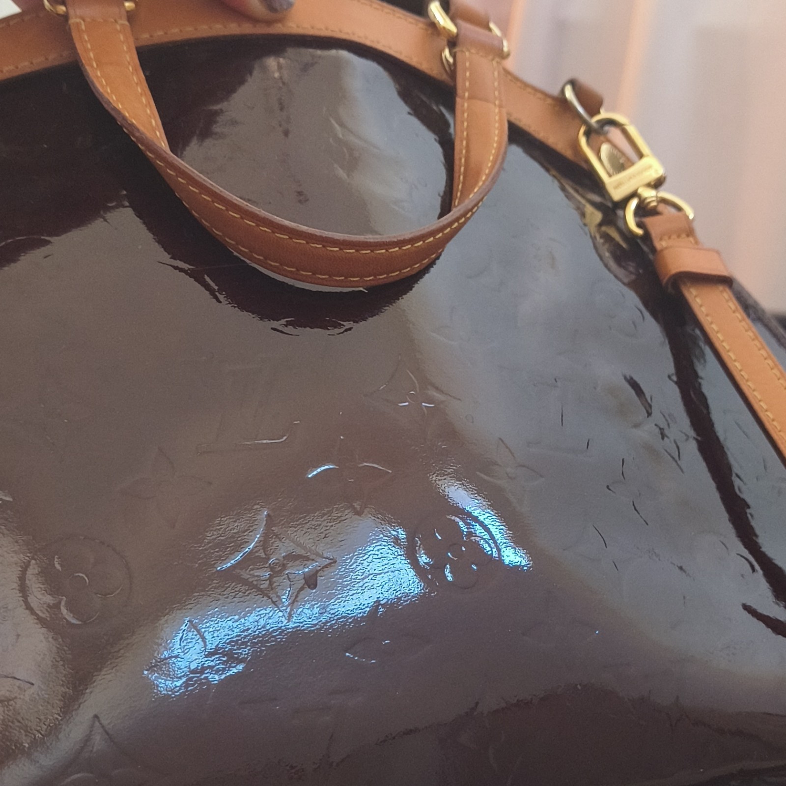 Louis Vuitton Monogram Vernis Tote Bag Brown/Burgundy Zip Gold Hardware Strap