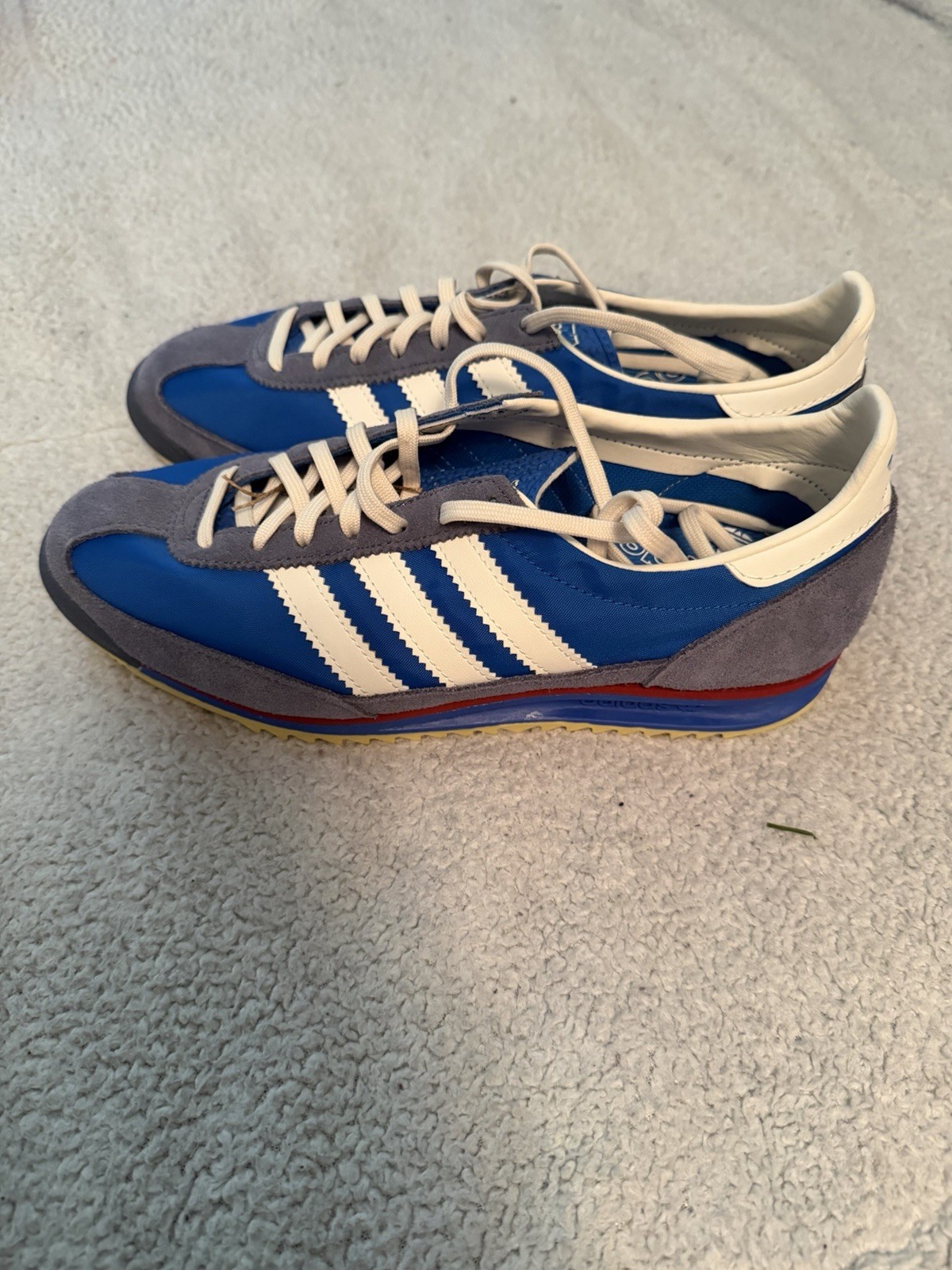 Adidas Originals SL 72 OG in a Blue Style With suede overlays and white stripes