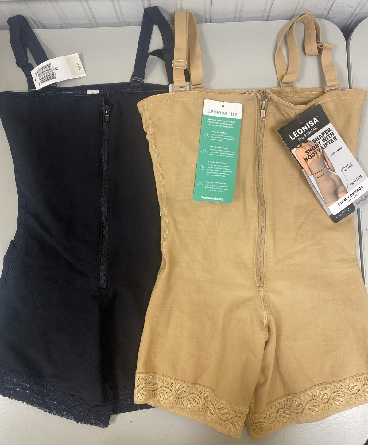 LEONISA Shapewear Firm Shaper Short Booty Lifter Beige 018486 NWT