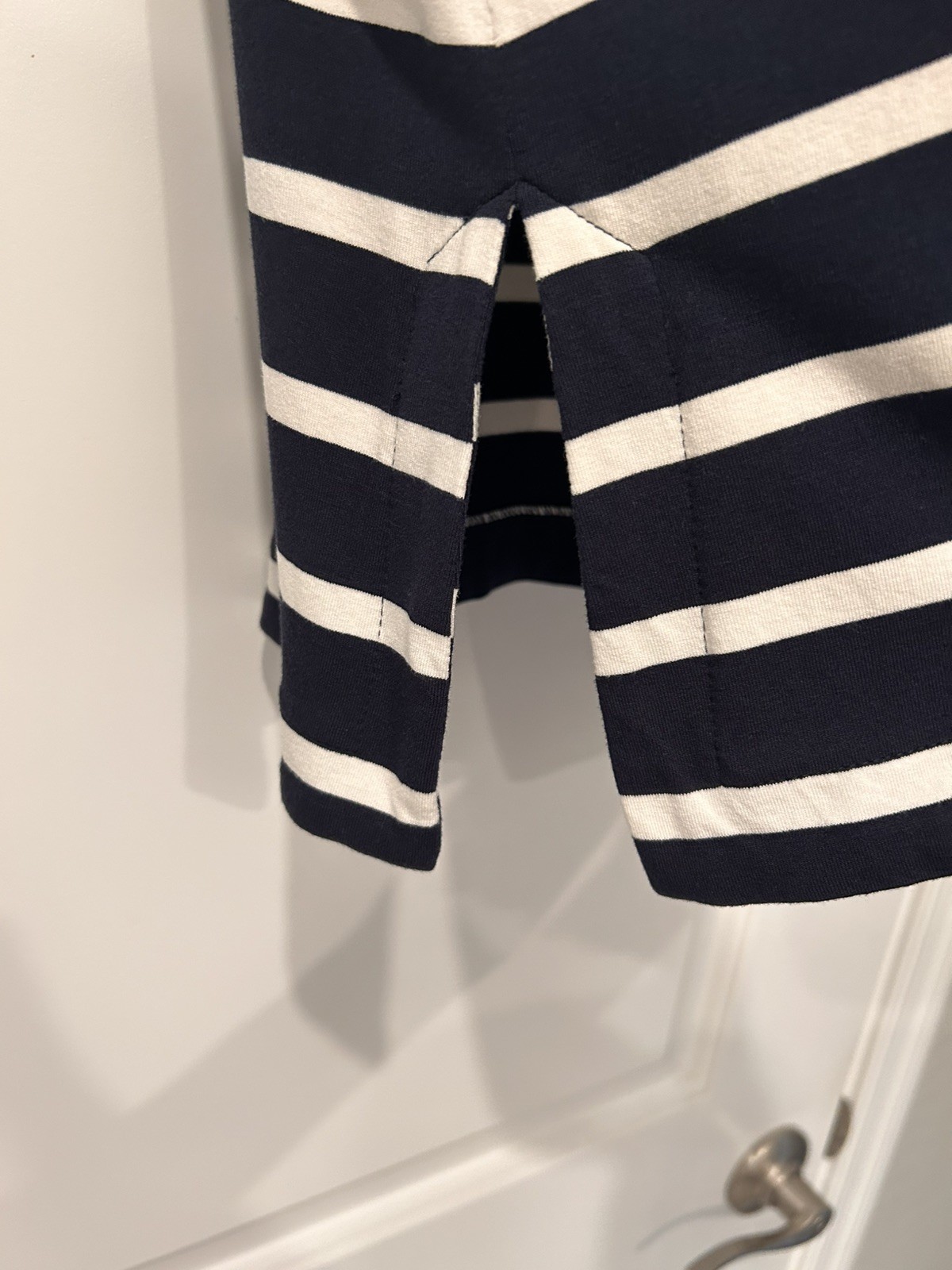 J. Jill Wearever Medium Women’s Navy/ White Striped Sleeveless Tunic Top
