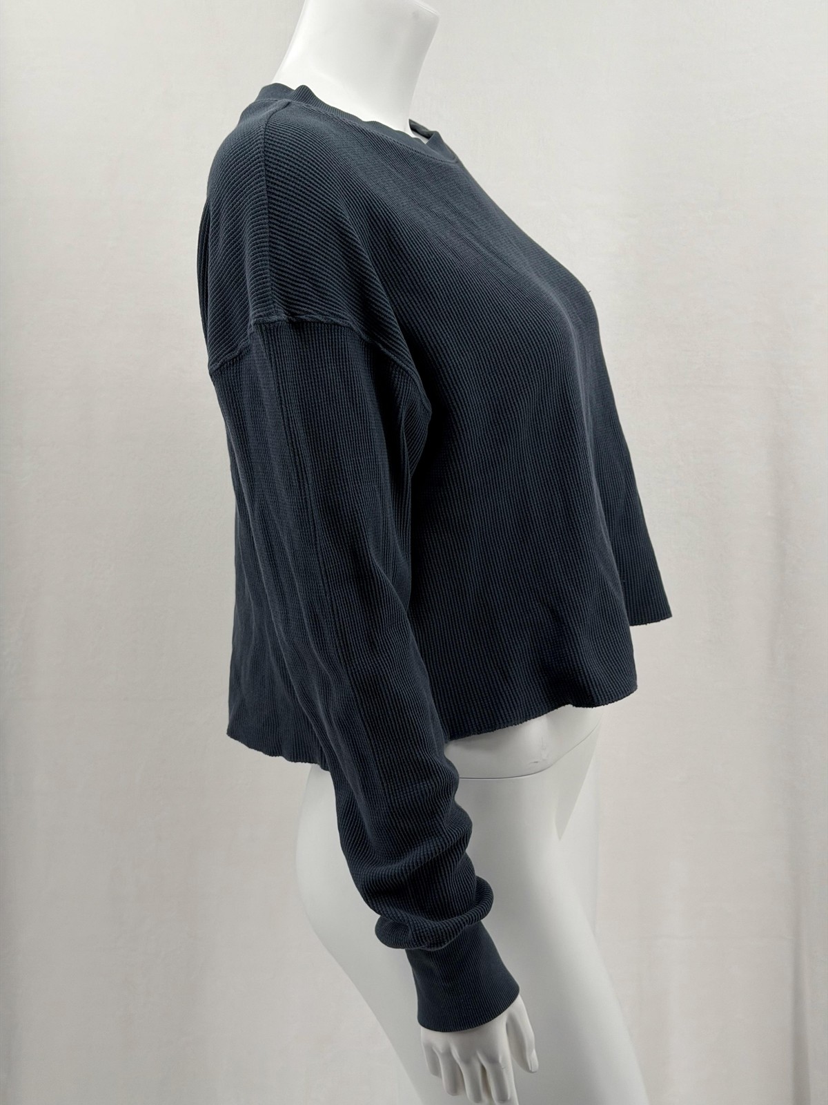 Perfectwhitetee Top Womens Small Blue Gray Waffle Knit Thermal Crop Long Sleeve