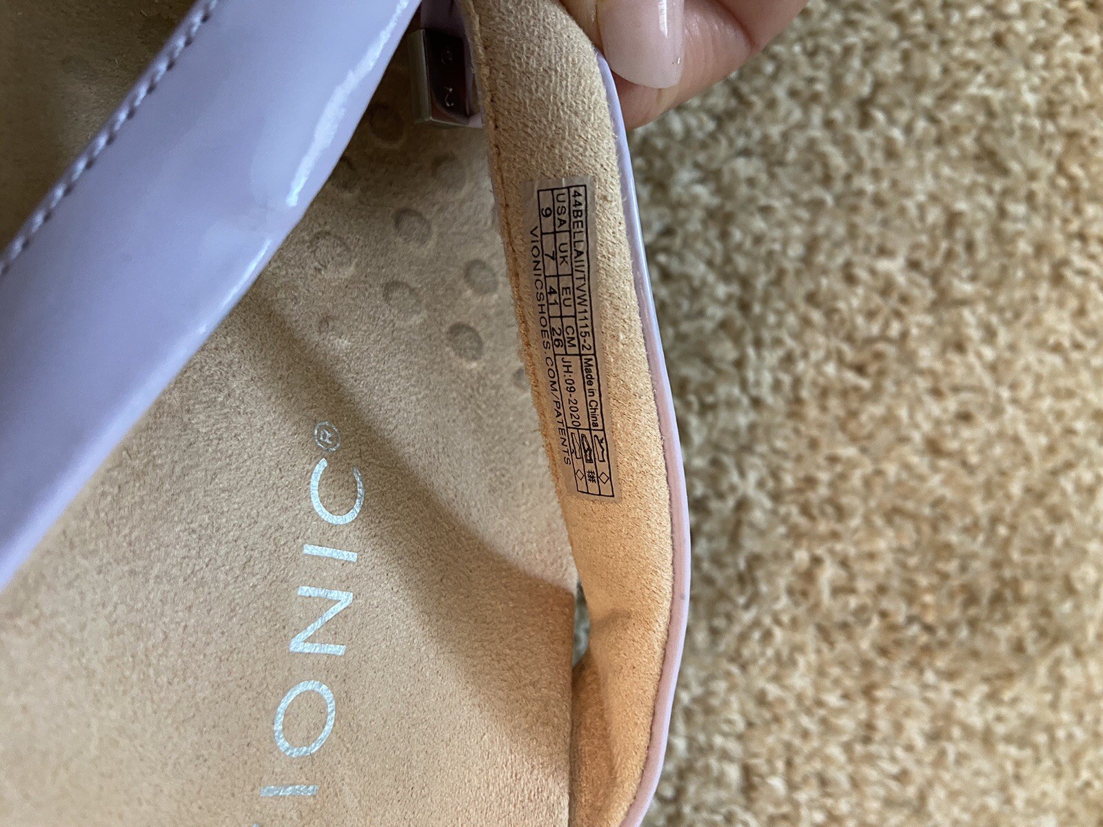 Vionic Bella II Lavendar Patent Bow Flip Flop Orthotic Sandals Tan Womens Size 9