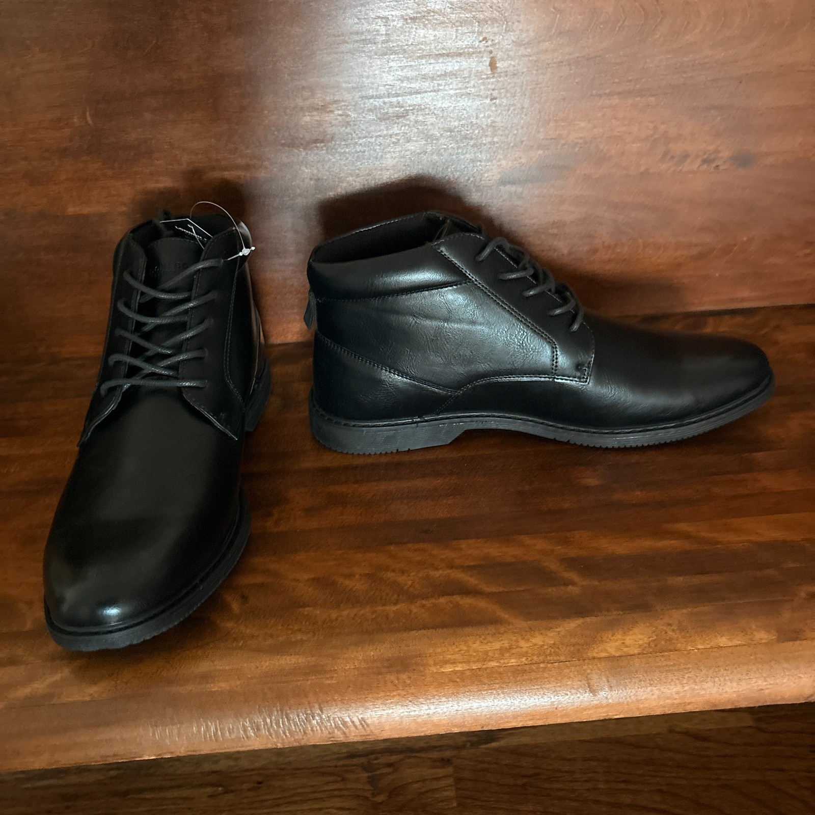 London Fog Collection Memory Foam LFM-Tyler Chukka Black Size 11M New NWT