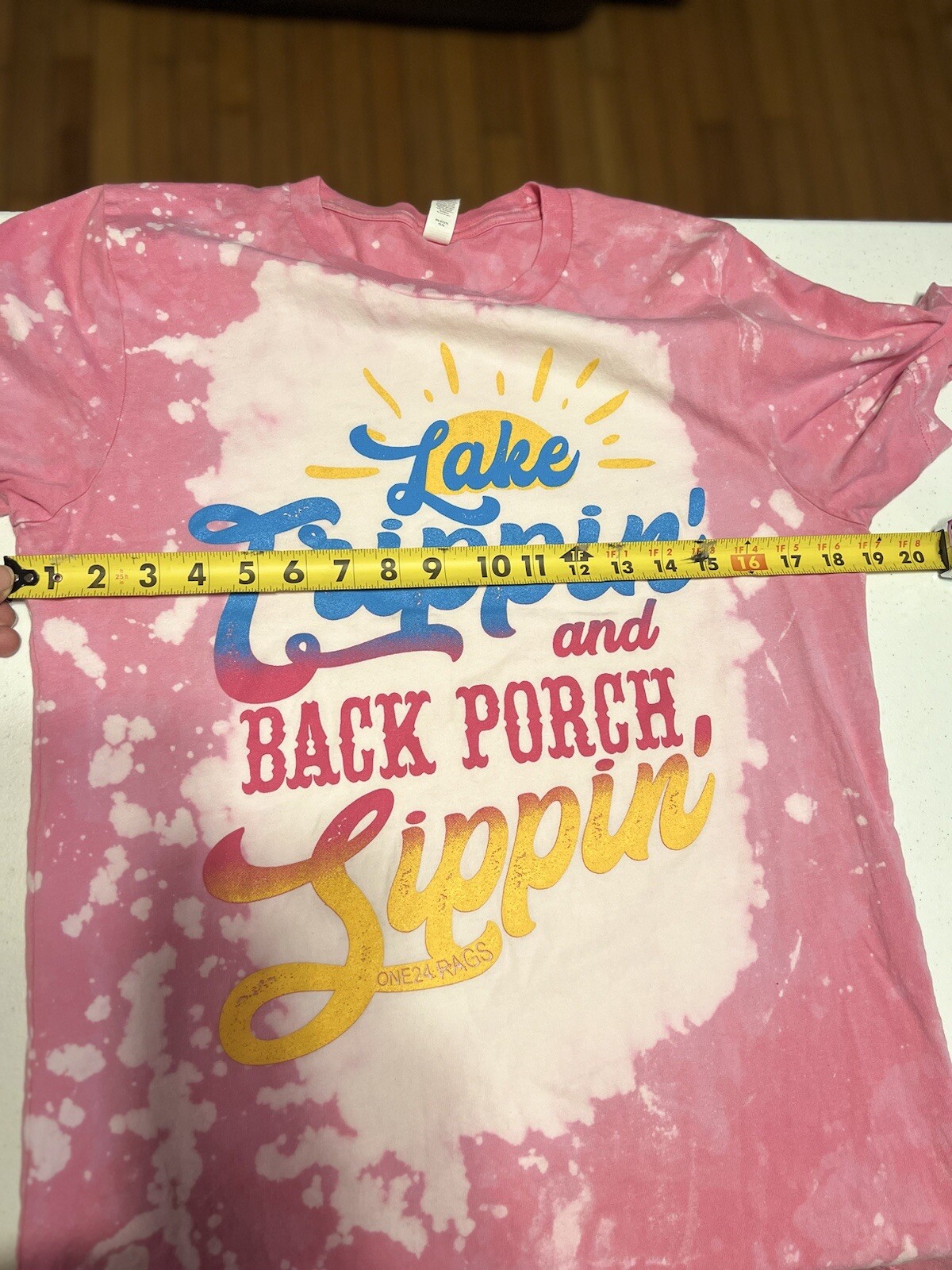 Lake Tripping Back Yard Sipping Graphic T-shirt Medium Bleach Summertime